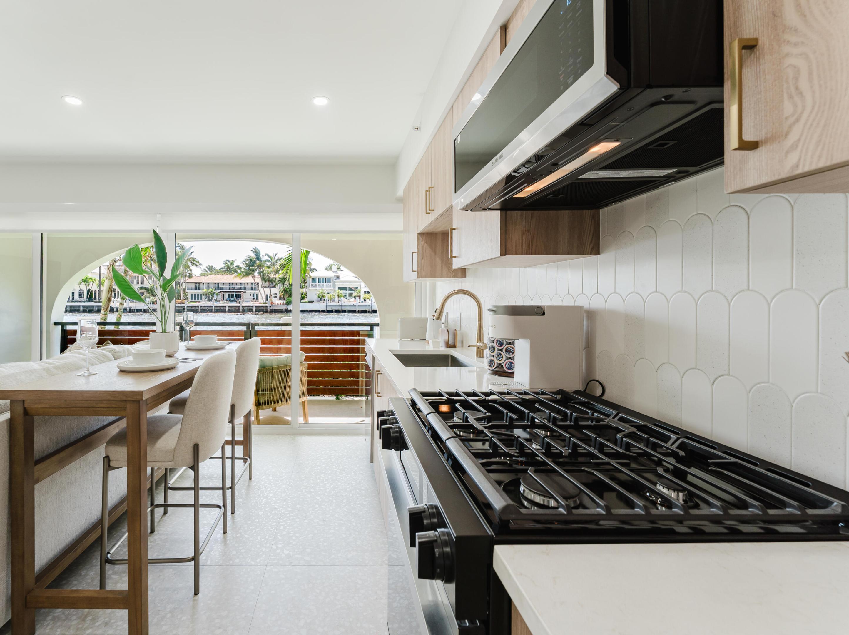 SPANISH RIVER LAND CO SUB UNIT 1 - Residential Lease