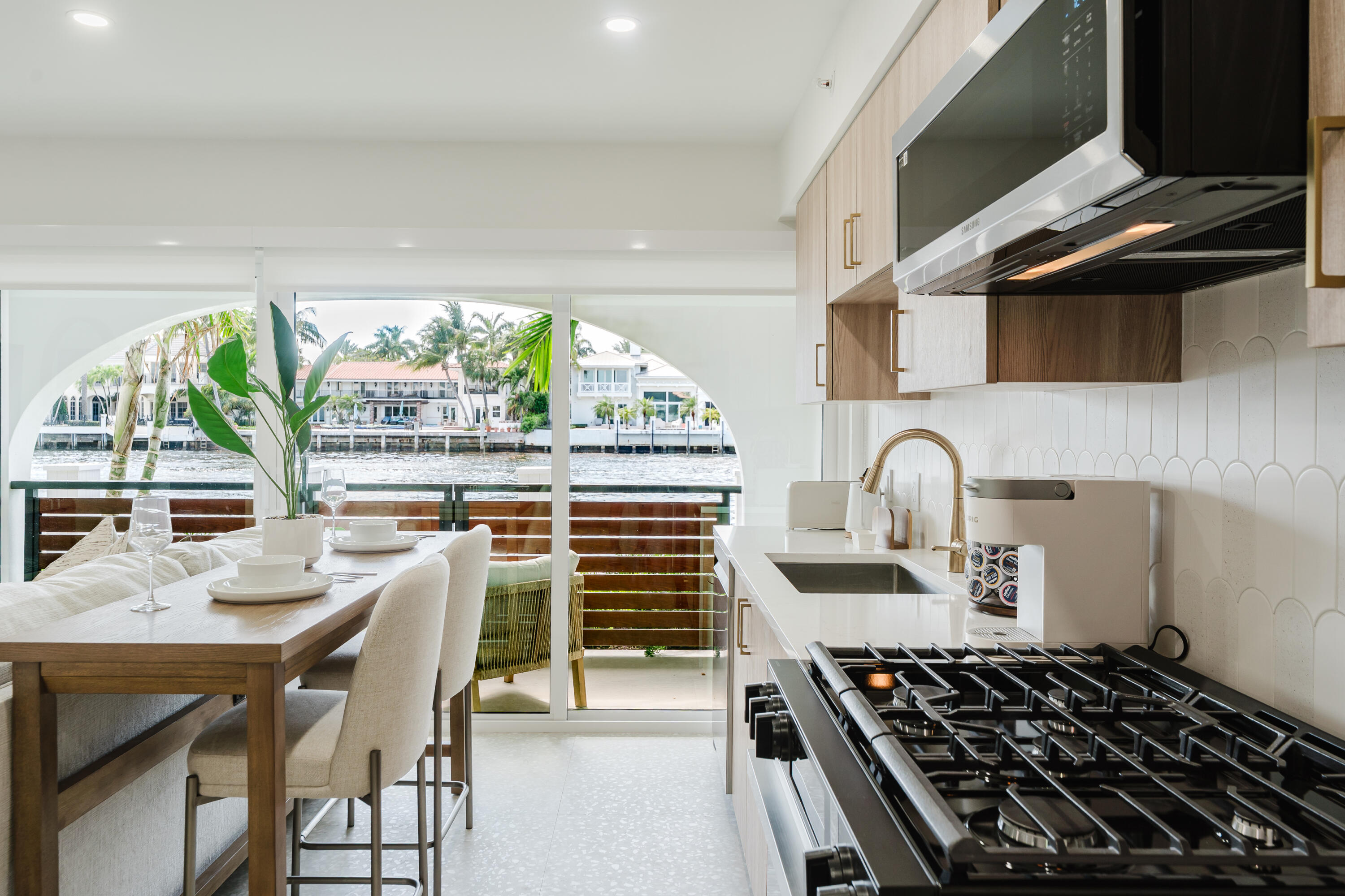 SPANISH RIVER LAND CO SUB UNIT 1 - Residential Lease