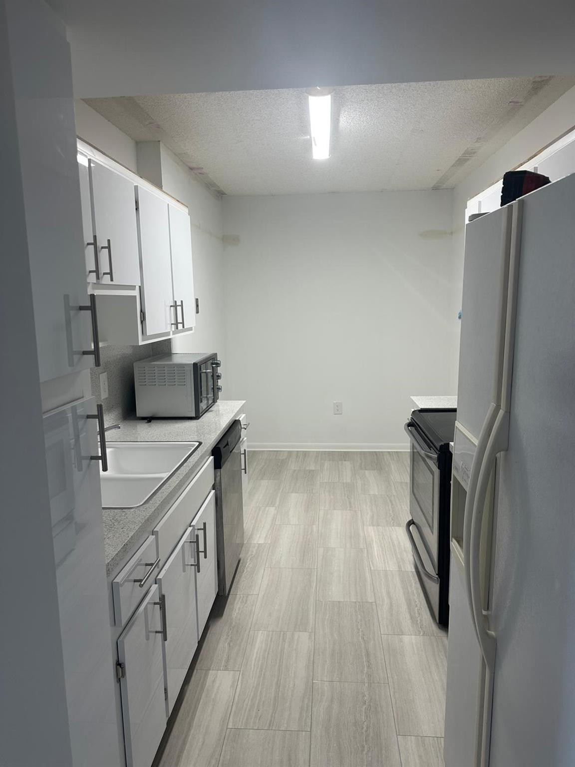 HILLCREST EAST No 27 - Residential