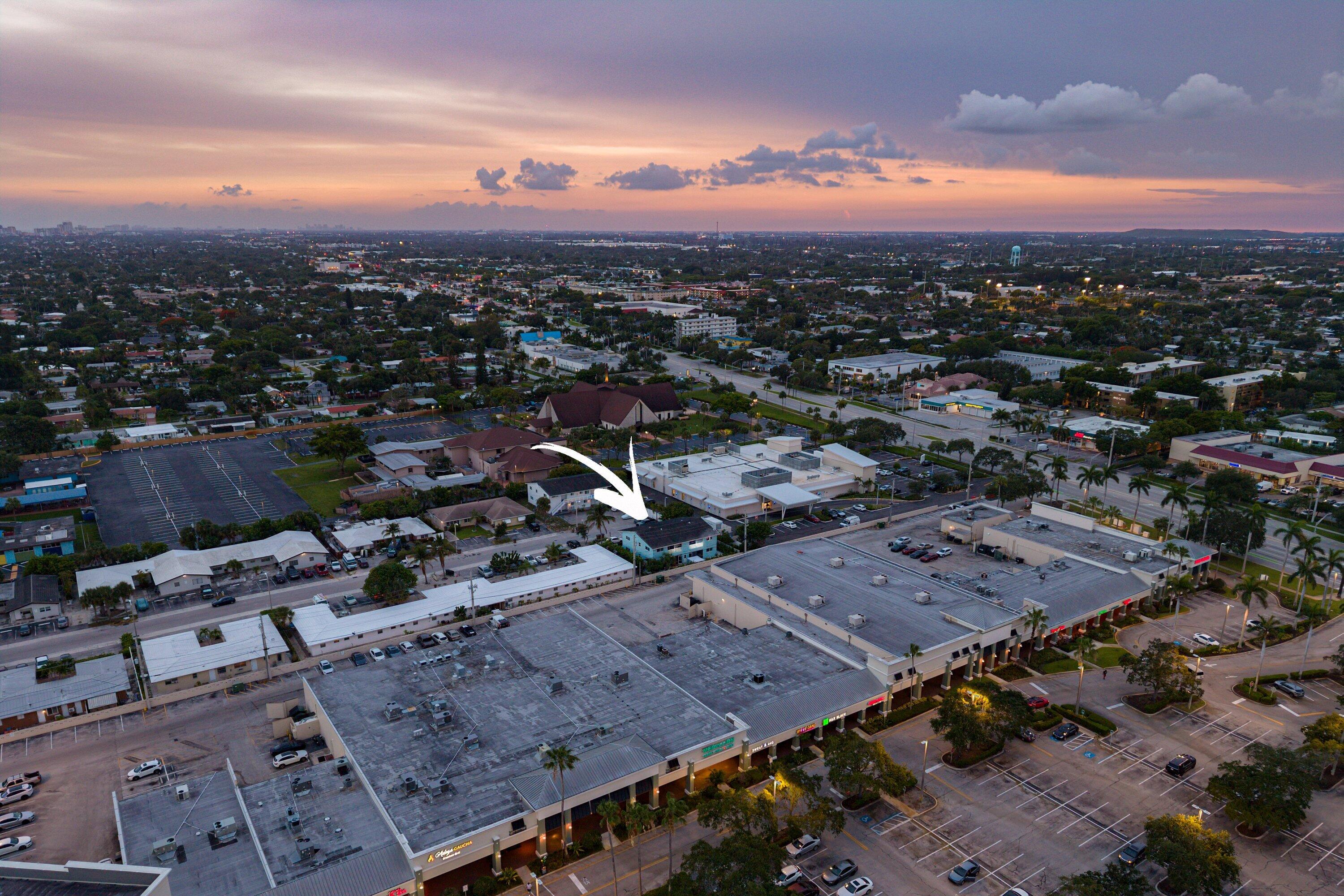 DEERFIELD COLONY COURT / DOWNTOWN DEERFIELD / COVE - Residential Income