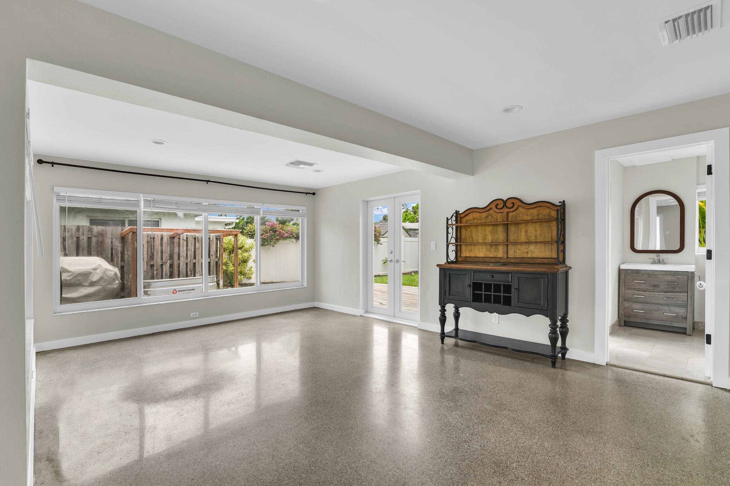 EASTWAY PARK SEC 4 - Residential Lease
