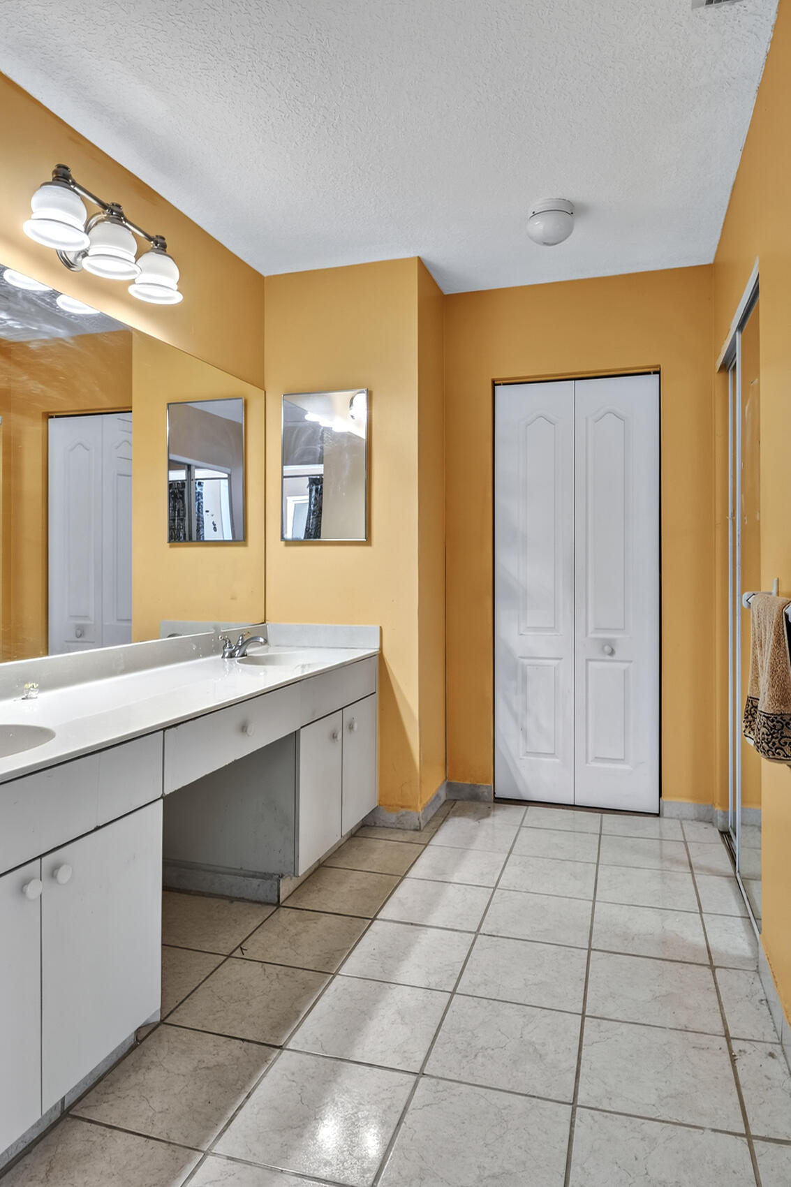 FOREST LAKES ESTATES SEC 5 - Residential
