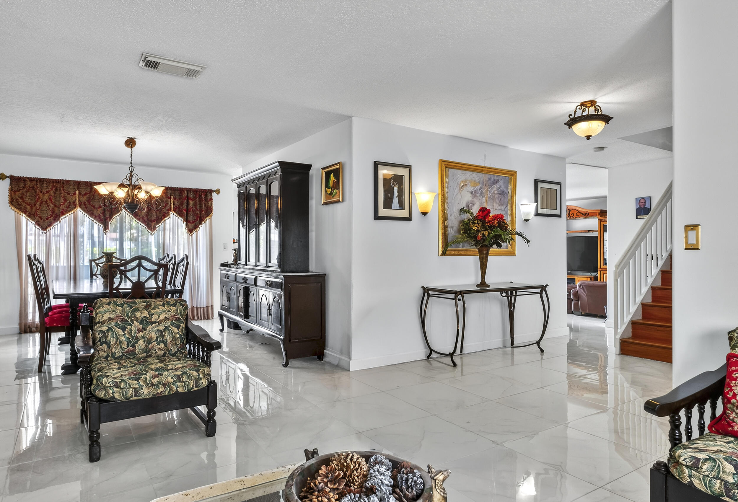 FOREST LAKES ESTATES SEC 5 - Residential