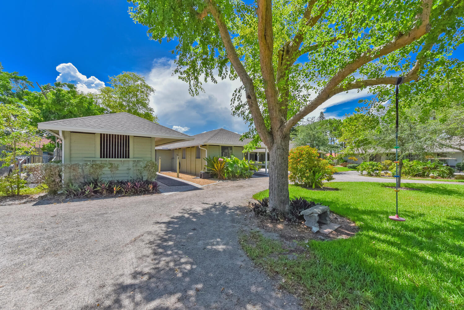 Saddle Trail Park of Wellington - Residential Lease