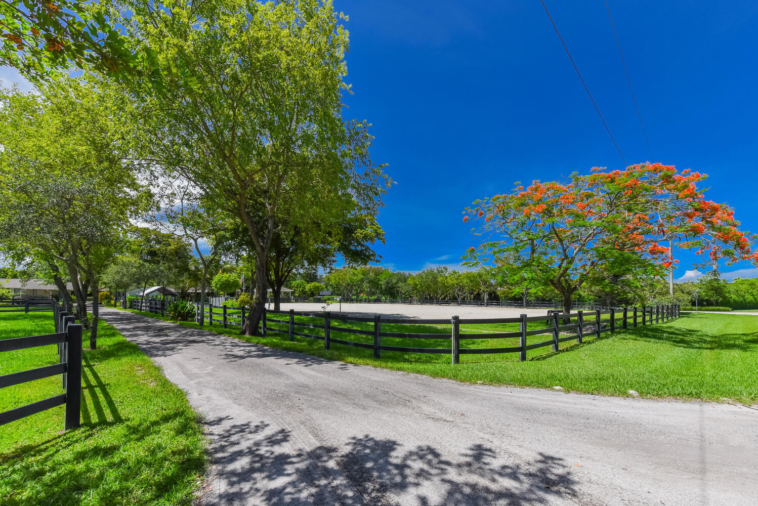 Saddle Trail Park of Wellington - Residential Lease