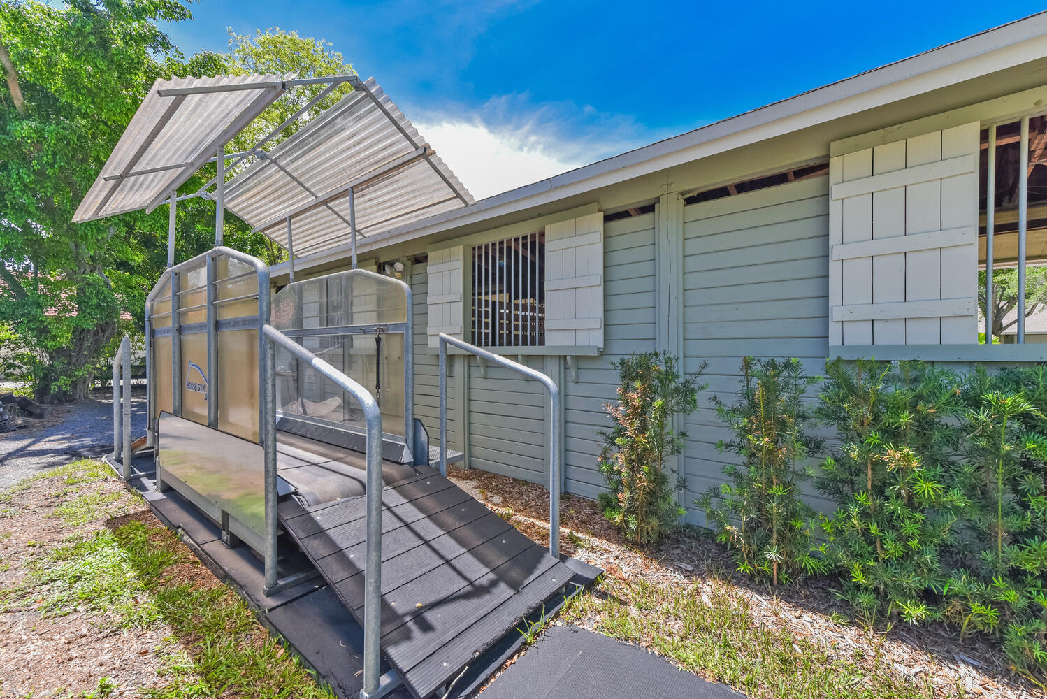 Saddle Trail Park of Wellington - Residential Lease