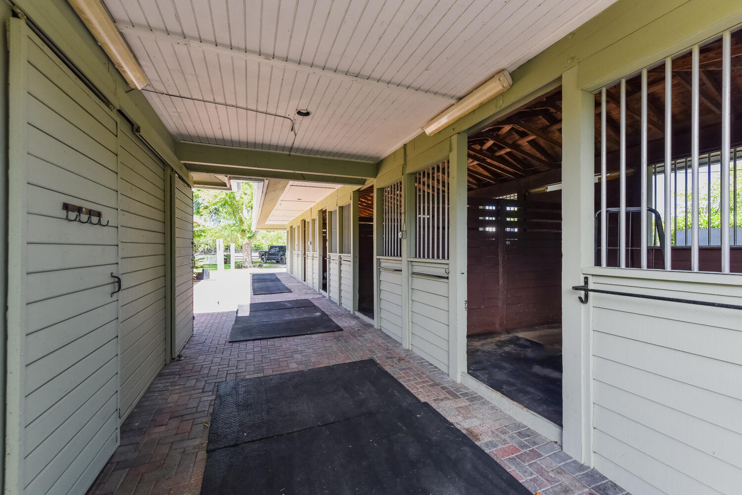 Saddle Trail Park of Wellington - Residential Lease