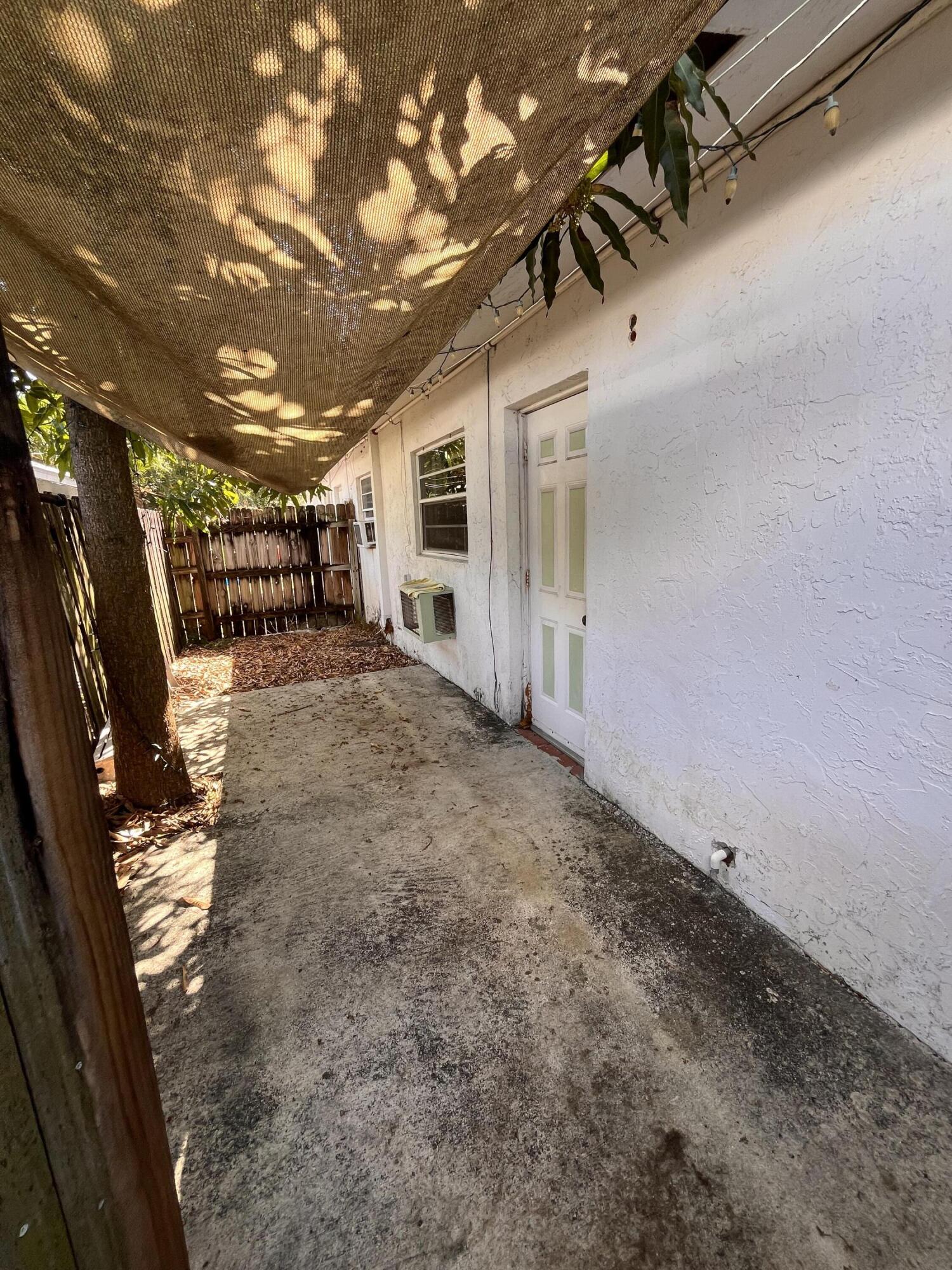 OCEAN WAY PARK - Residential Income