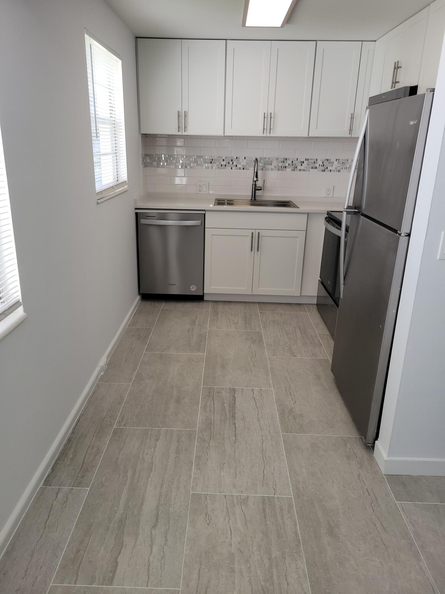 FANSHAW AT CENTURY VILLAGE CONDO - Residential Lease
