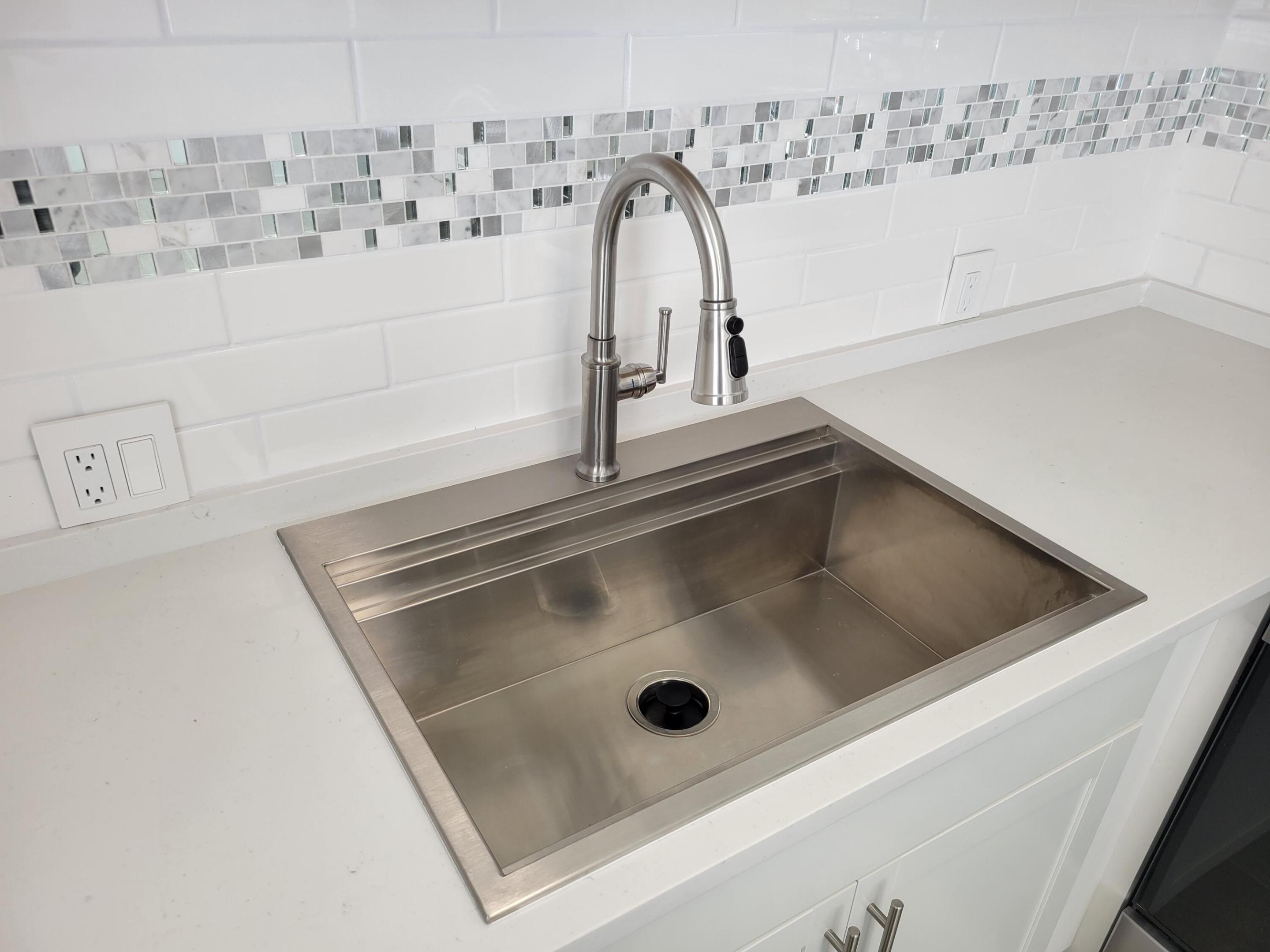 FANSHAW AT CENTURY VILLAGE CONDO - Residential Lease