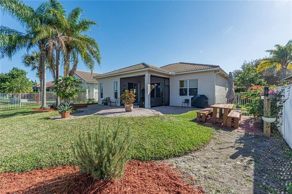 PORTOFINO SHORES - Residential Lease