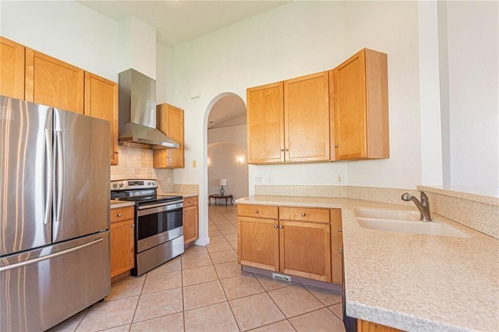 PORTOFINO SHORES - Residential Lease