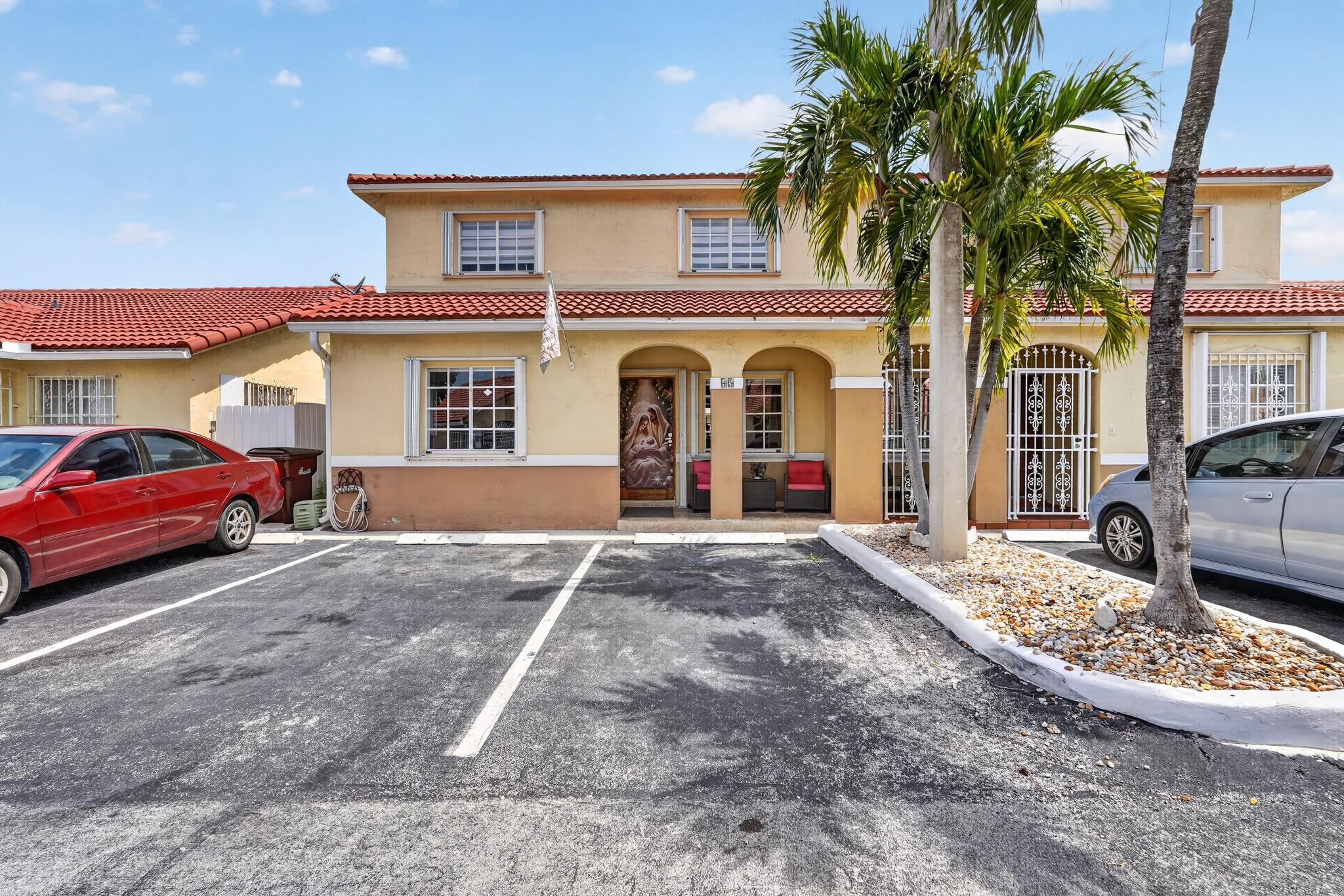 WEST PALM GARDENS VILLAS II CONDO - Residential