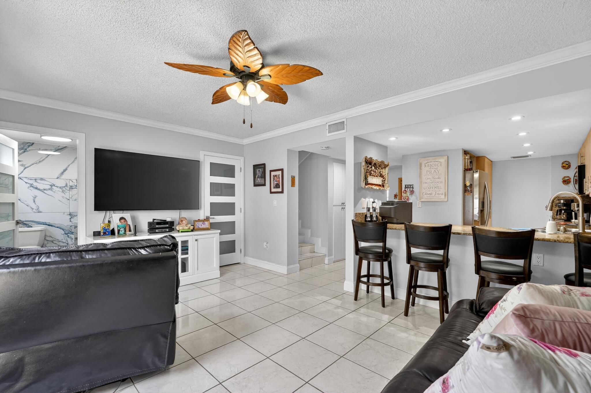 WEST PALM GARDENS VILLAS II CONDO - Residential