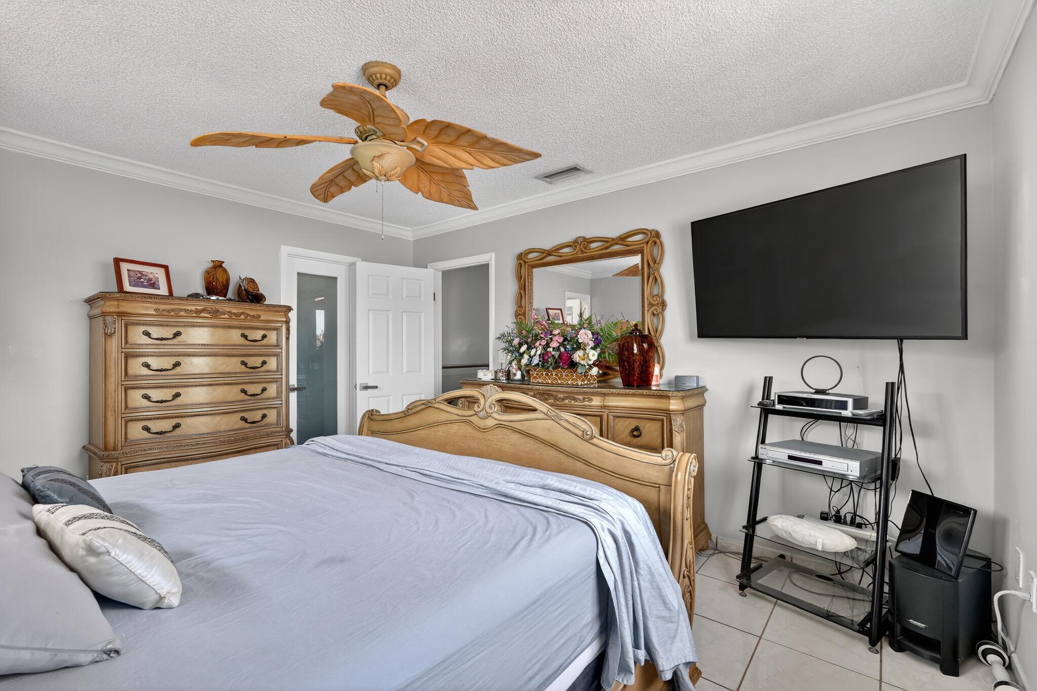 WEST PALM GARDENS VILLAS II CONDO - Residential