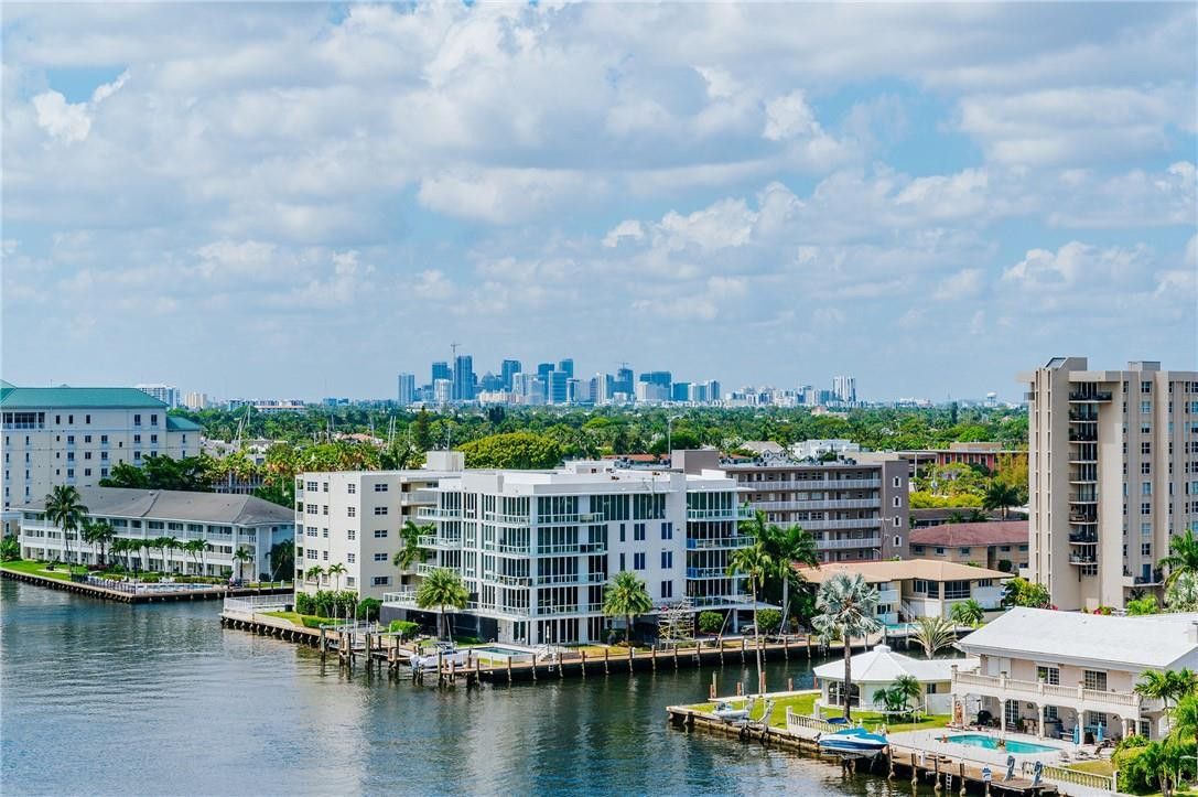 CORAL RIDGE TOWERS NORTH - Residential