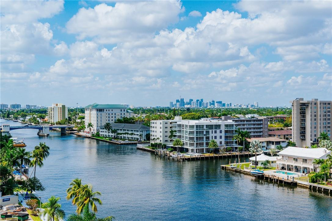 CORAL RIDGE TOWERS NORTH - Residential