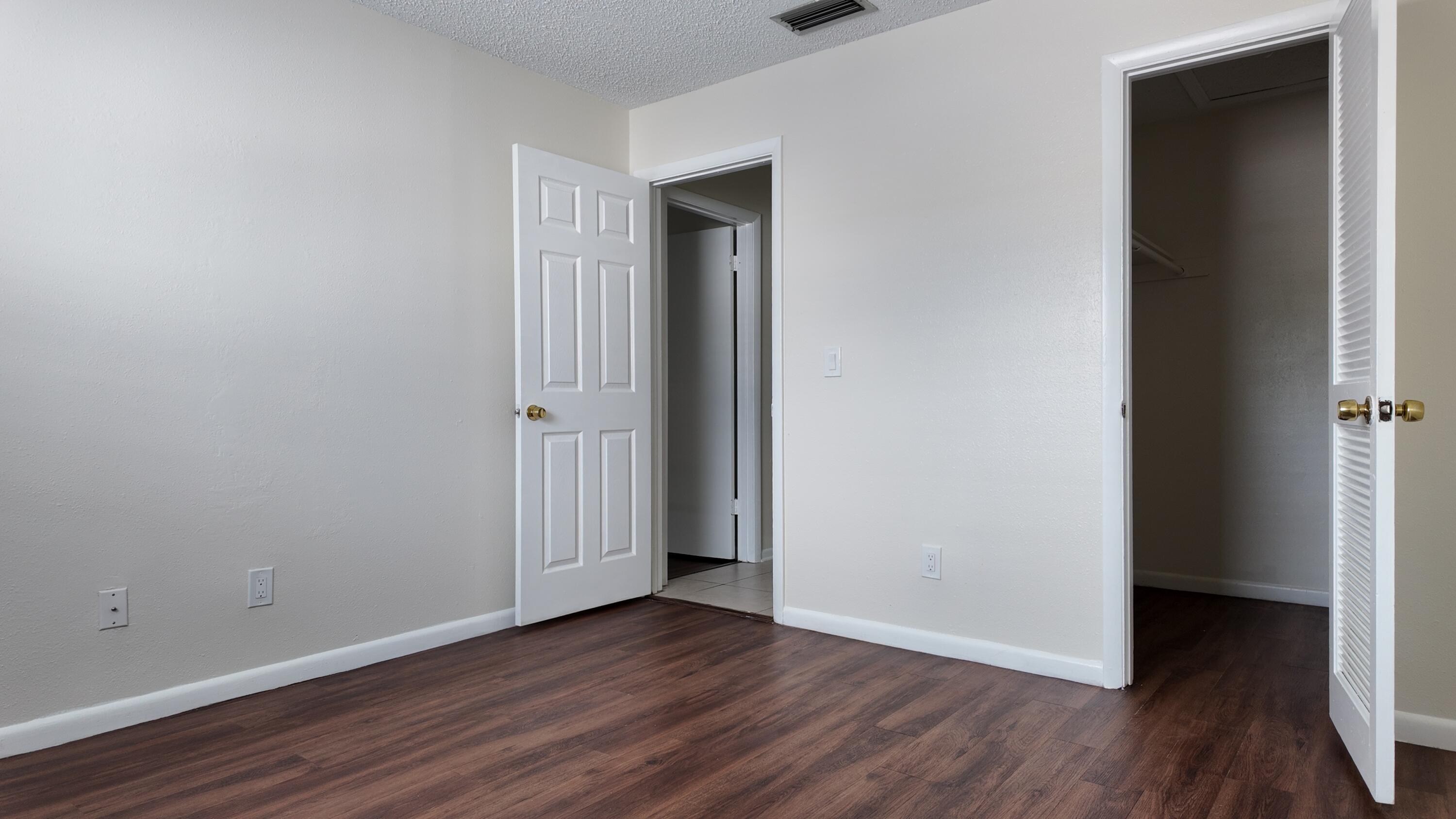 MAPLE LEAF VILLAS CONDO - Residential