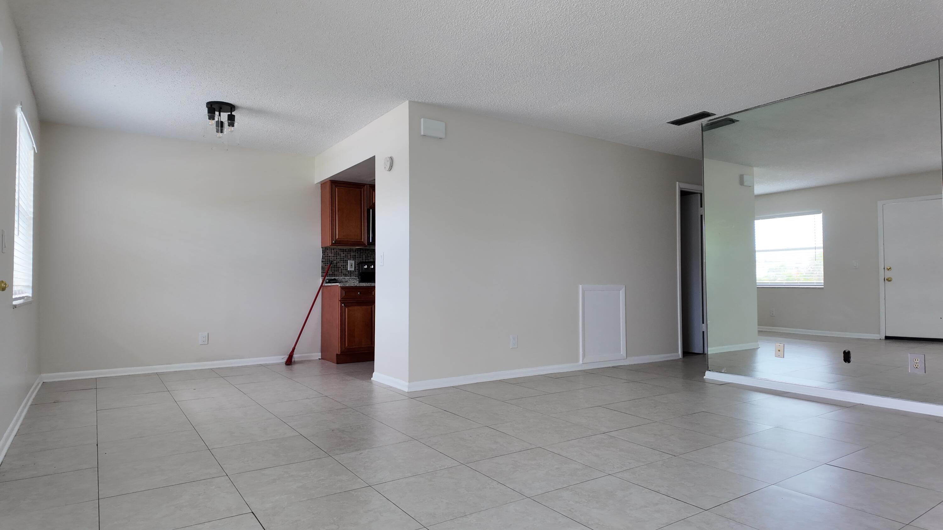 MAPLE LEAF VILLAS CONDO - Residential