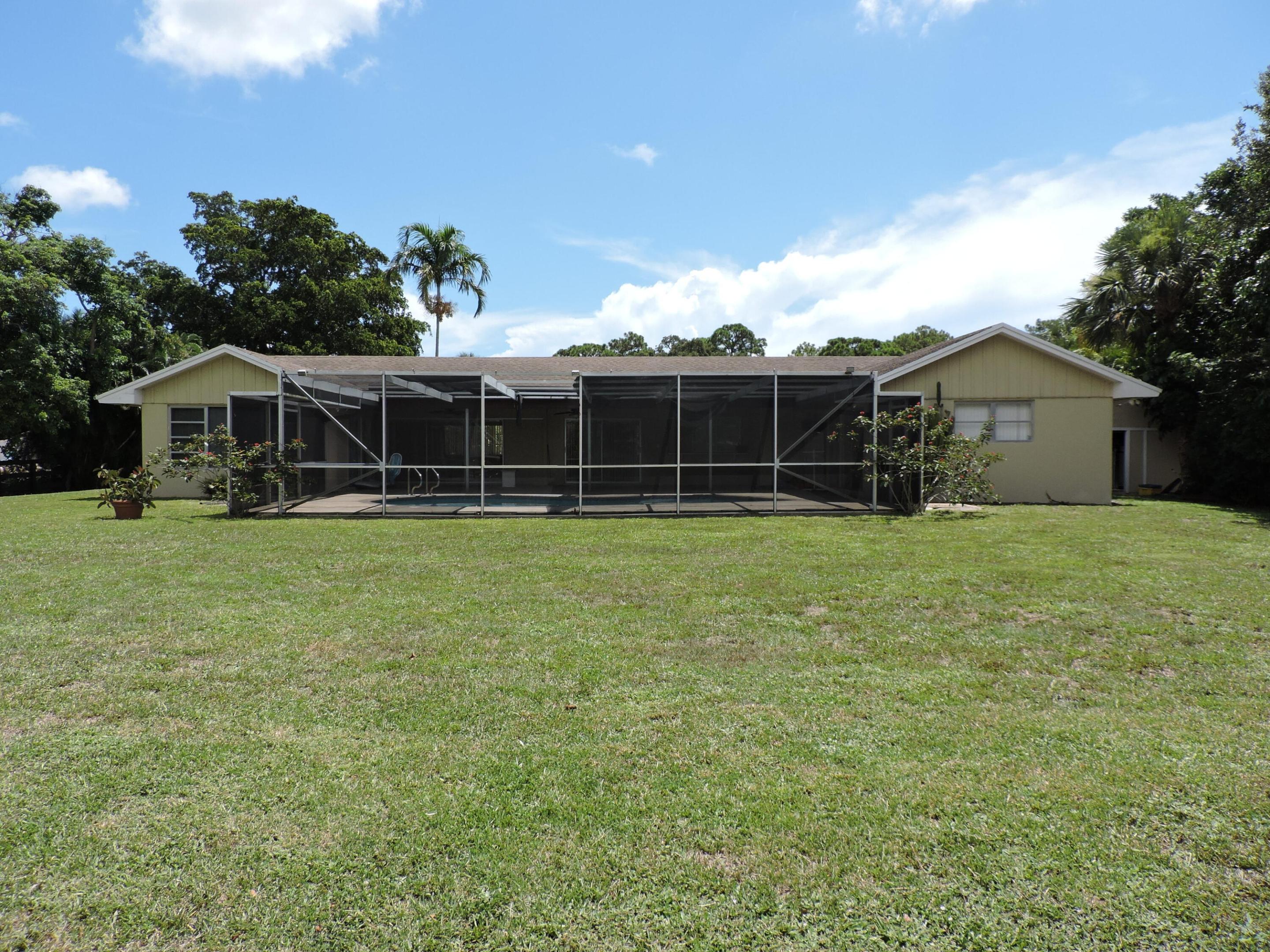 SQUARE LAKE - Residential