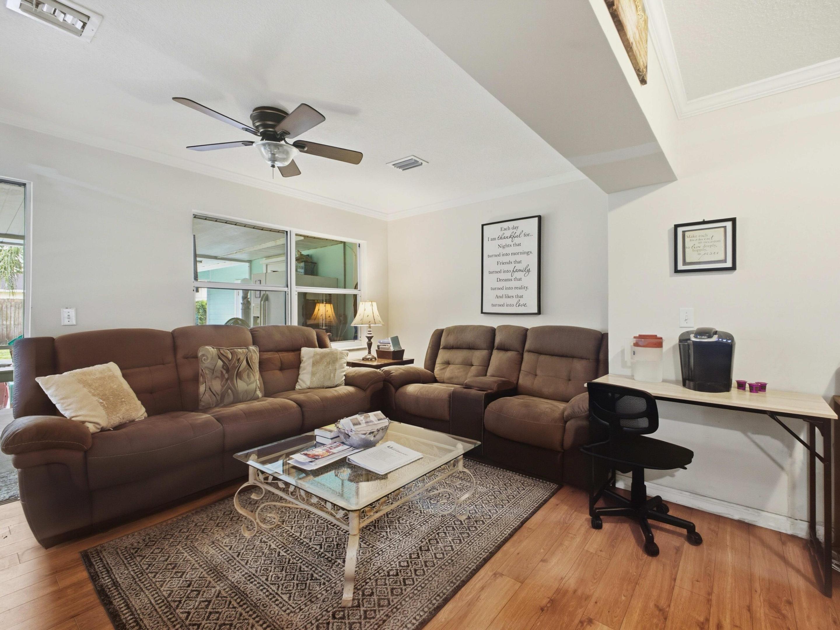 PORT ST LUCIE SECTION 3 - Residential