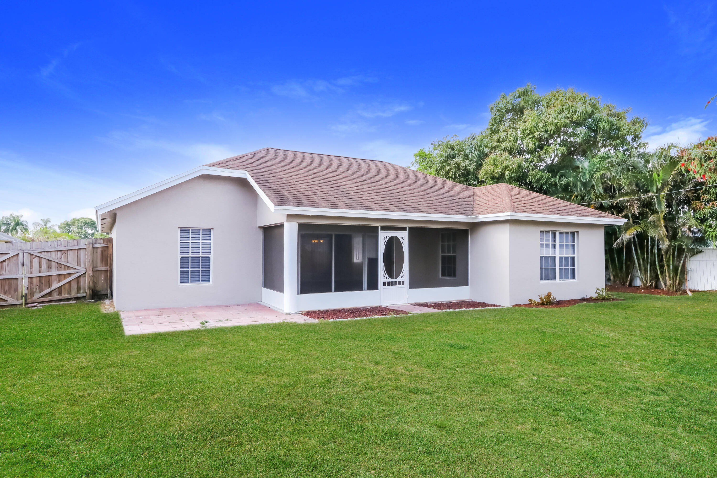 PORT ST LUCIE SECTION  22 - Residential Lease