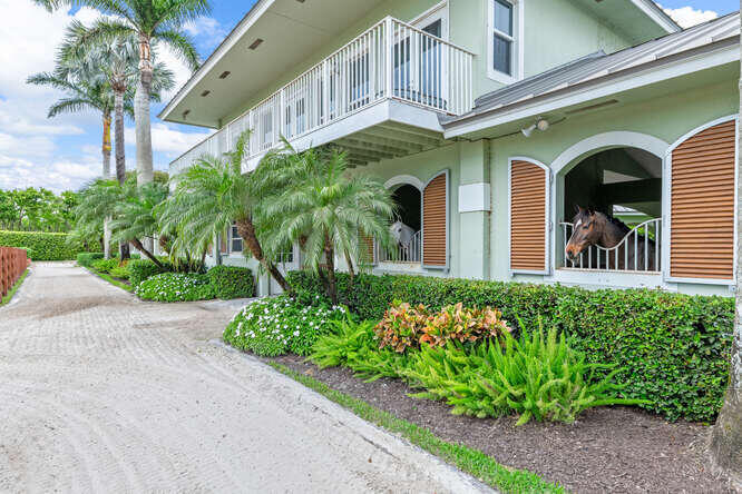 GRAND PRIX FARMS - Residential