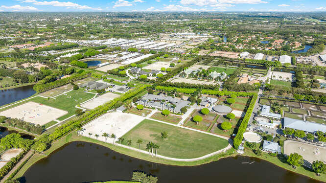 GRAND PRIX FARMS - Residential