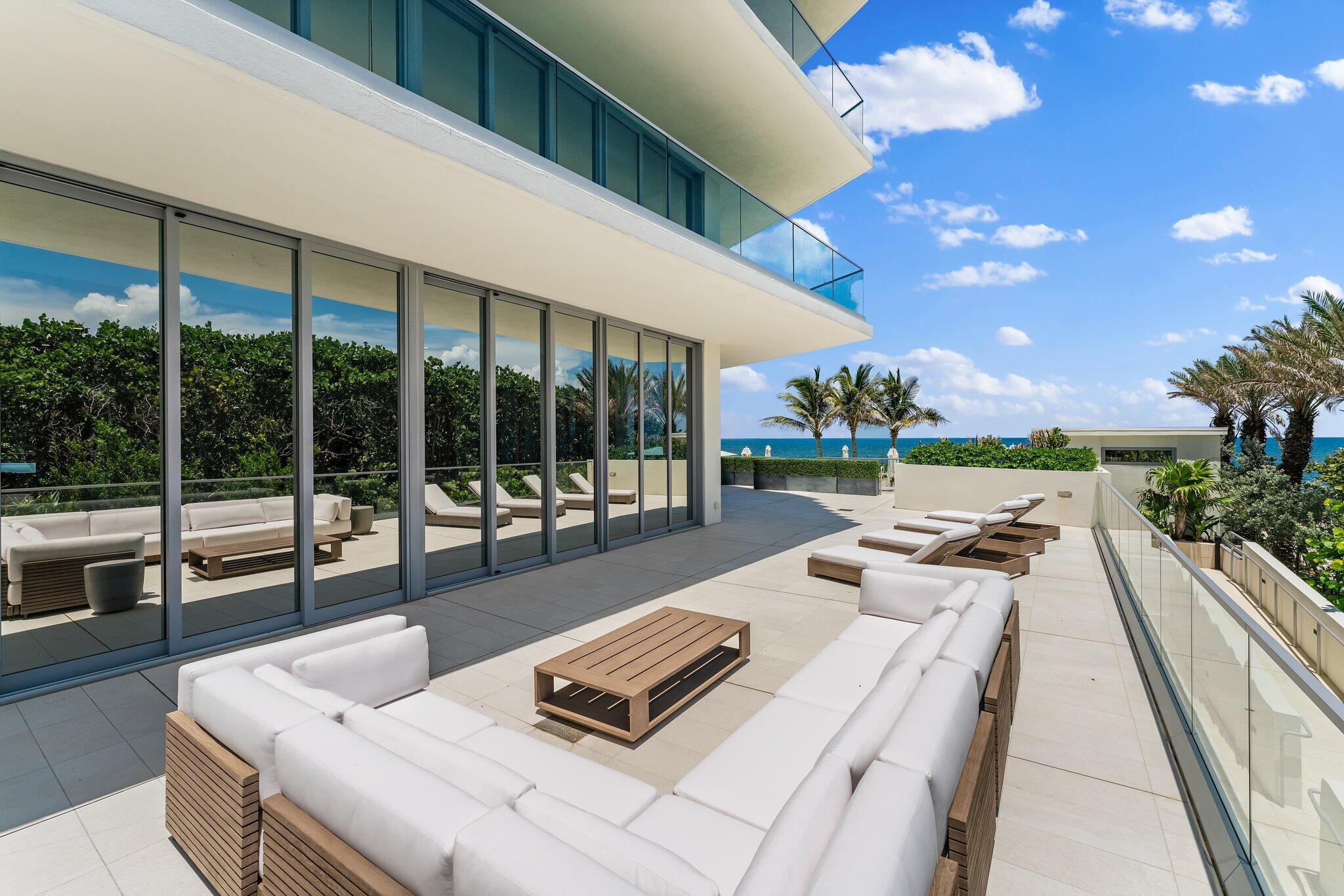 SEAGLASS - Residential