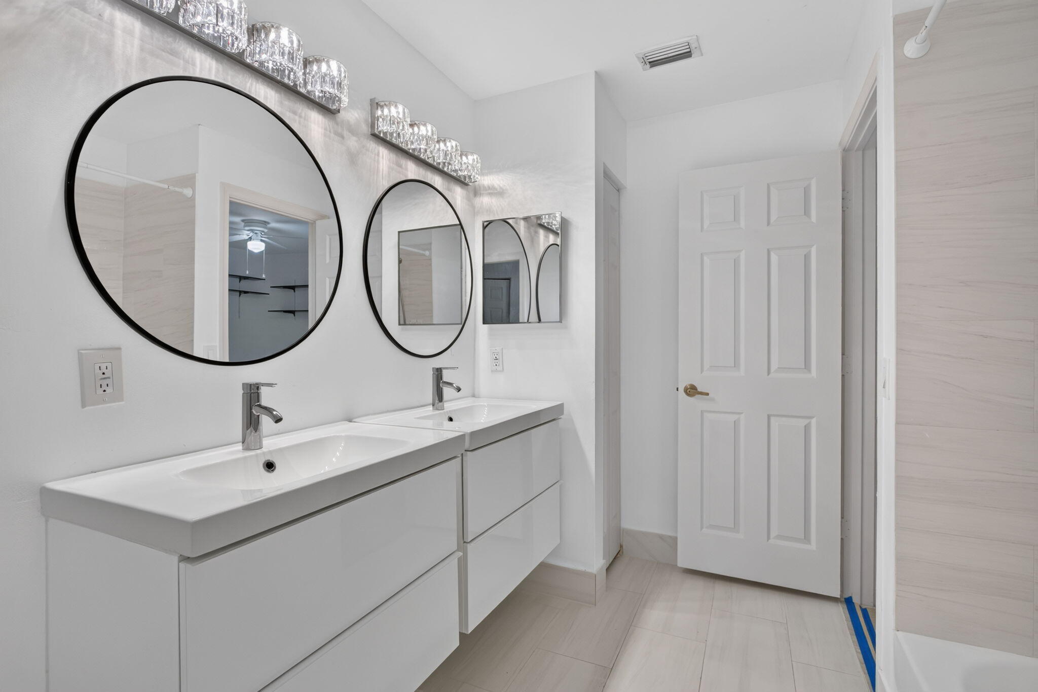 CYPRESS CAY - Residential Lease
