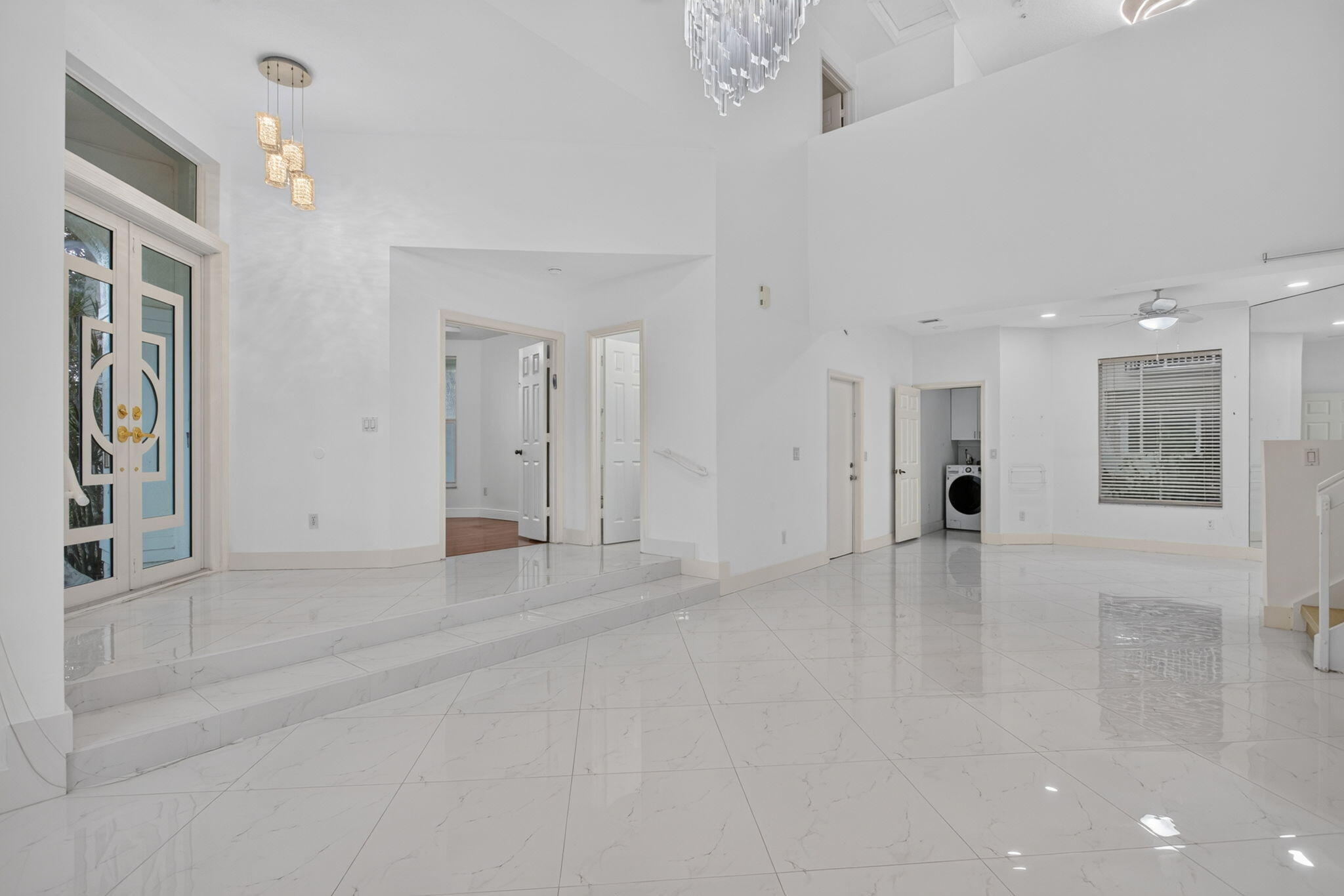 CYPRESS CAY - Residential Lease