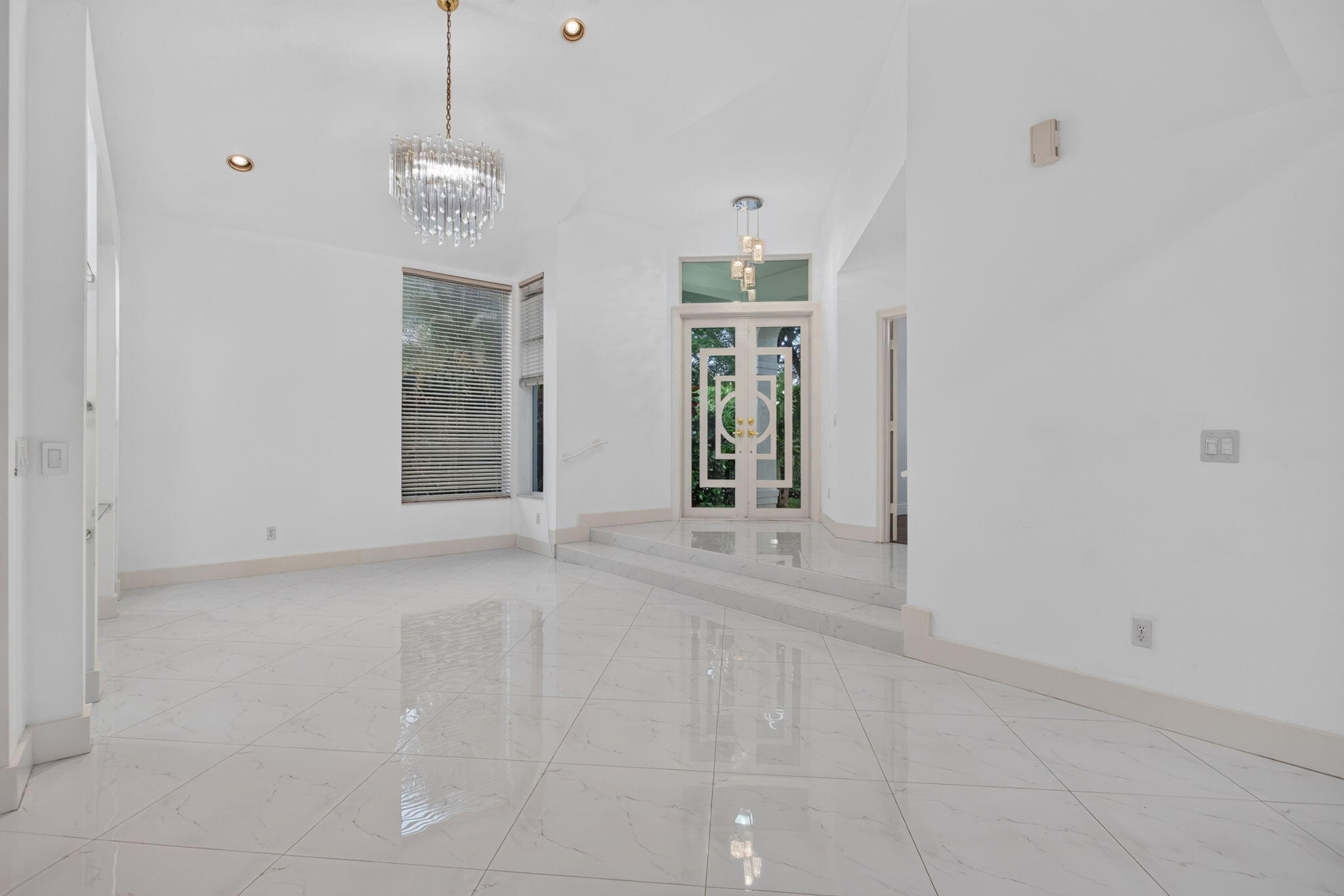 CYPRESS CAY - Residential Lease