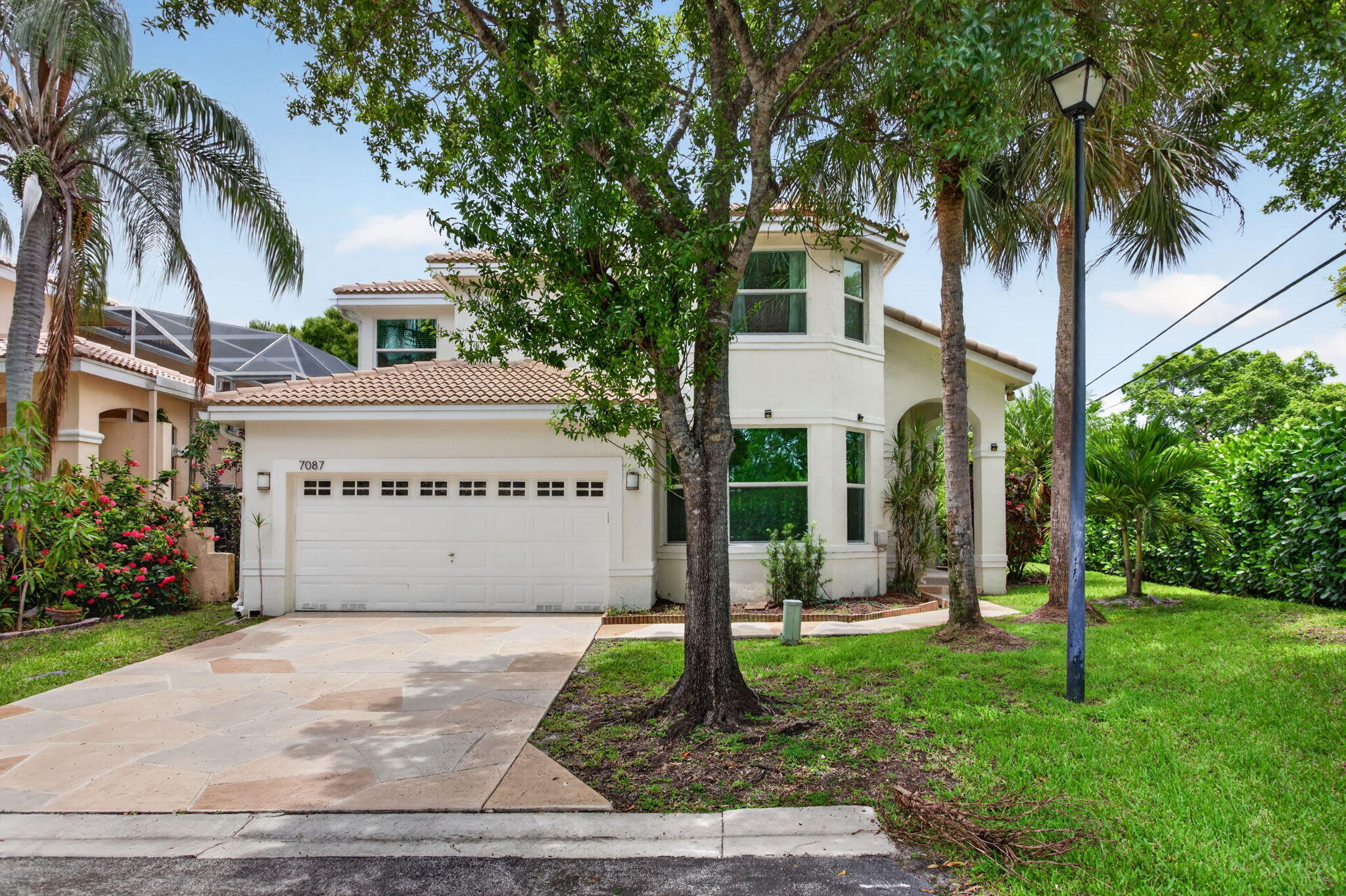CYPRESS CAY - Residential Lease