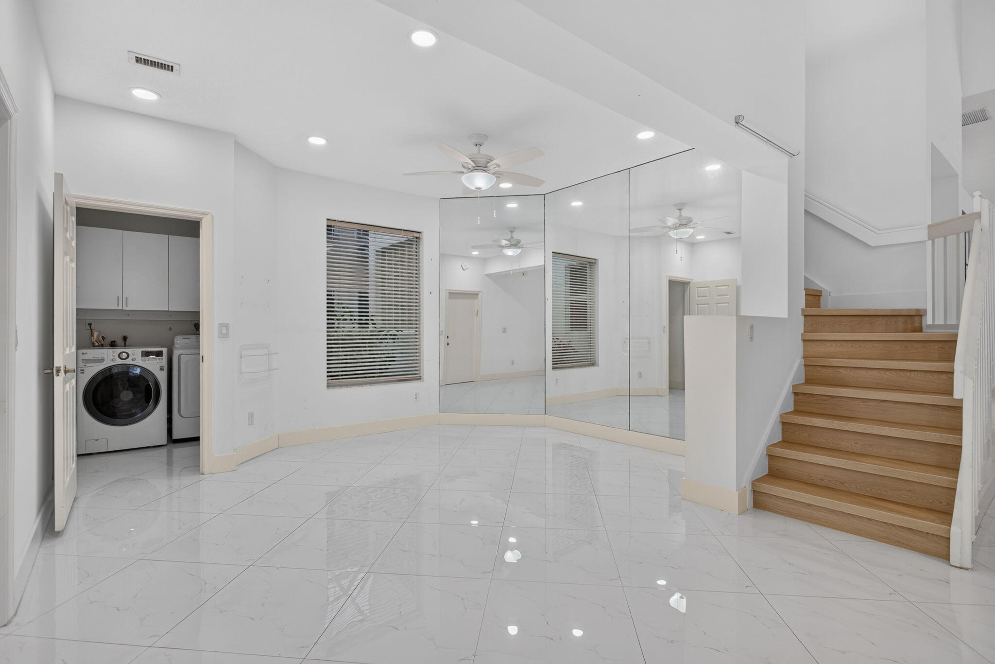 CYPRESS CAY - Residential Lease