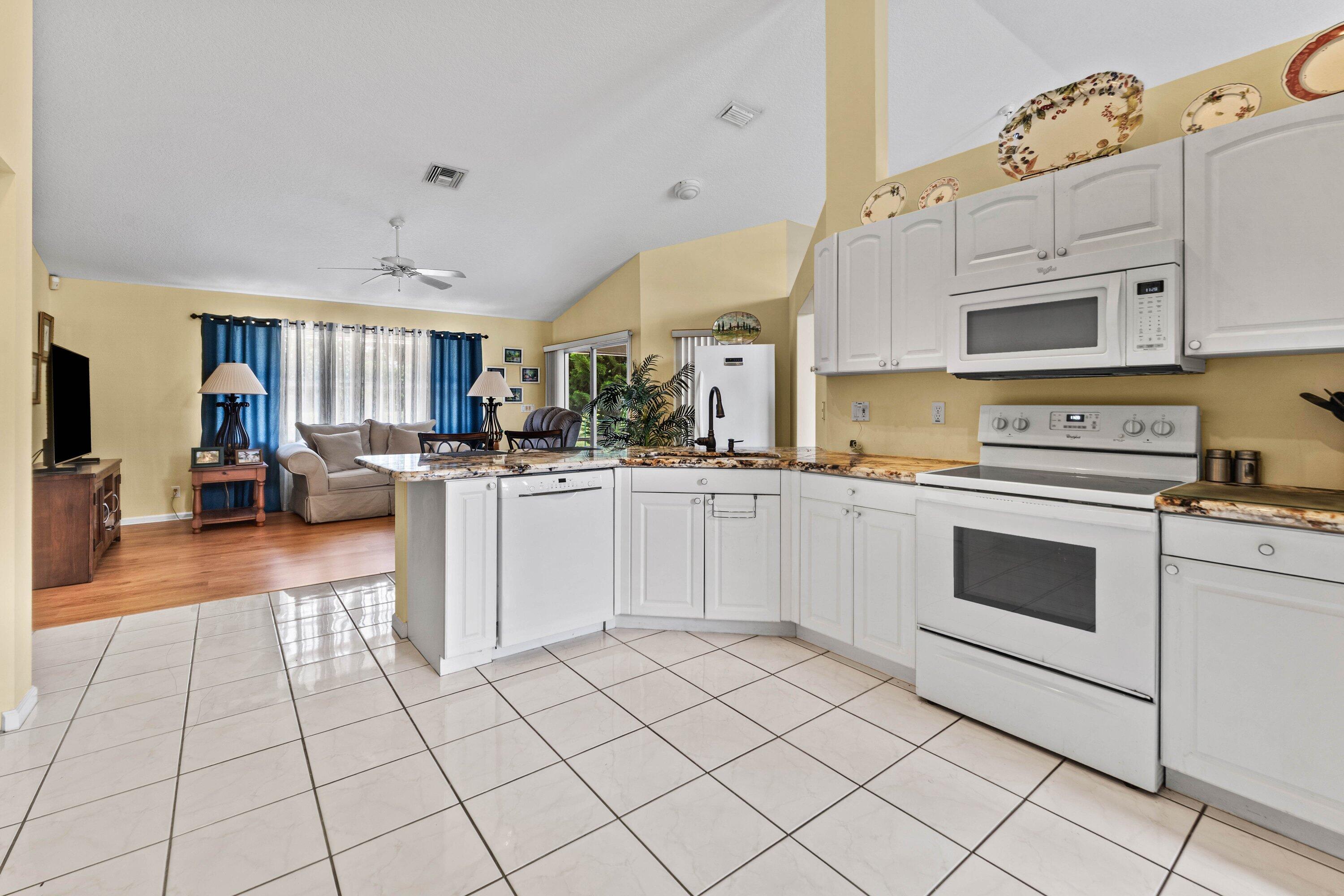 SARATOGA AT ROYAL PALM 2 - Residential