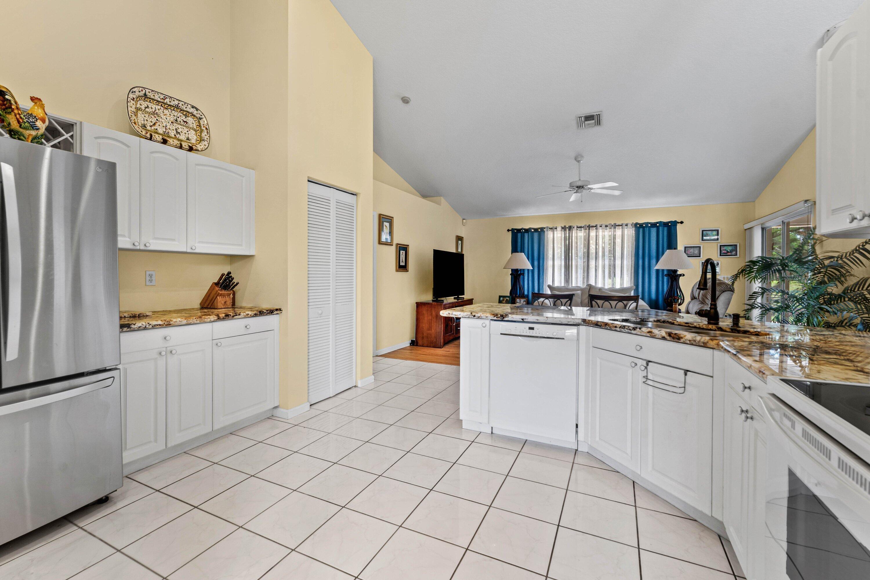 SARATOGA AT ROYAL PALM 2 - Residential