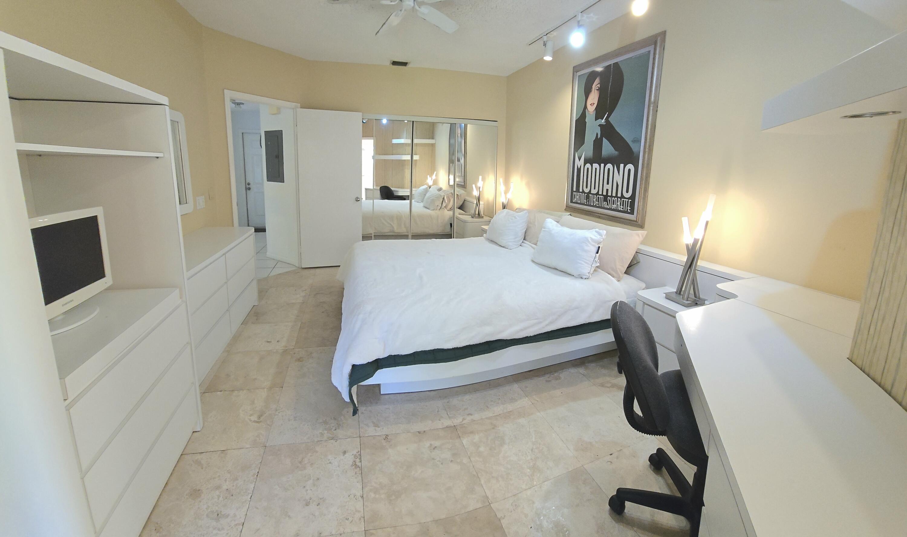 PLUM AT BOCA POINTE CONDOS ONE THRU 15 FILED IN OR - Residential Lease