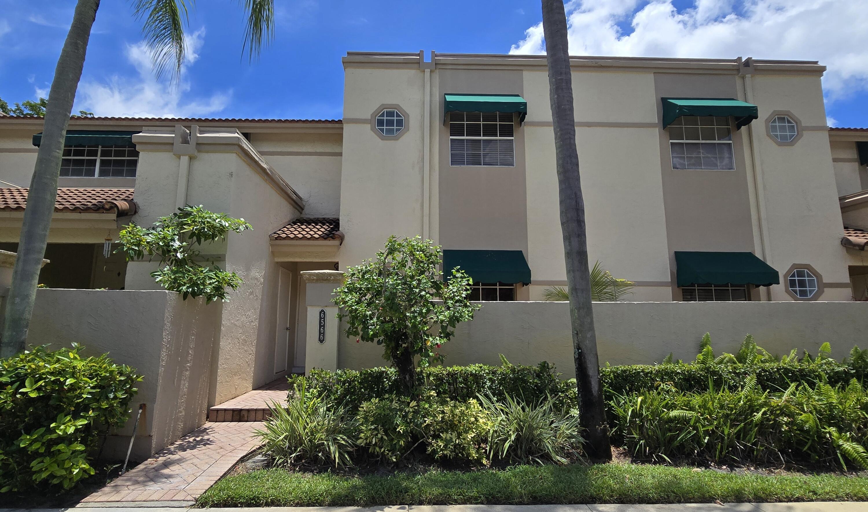 PLUM AT BOCA POINTE CONDOS ONE THRU 15 FILED IN OR - Residential Lease