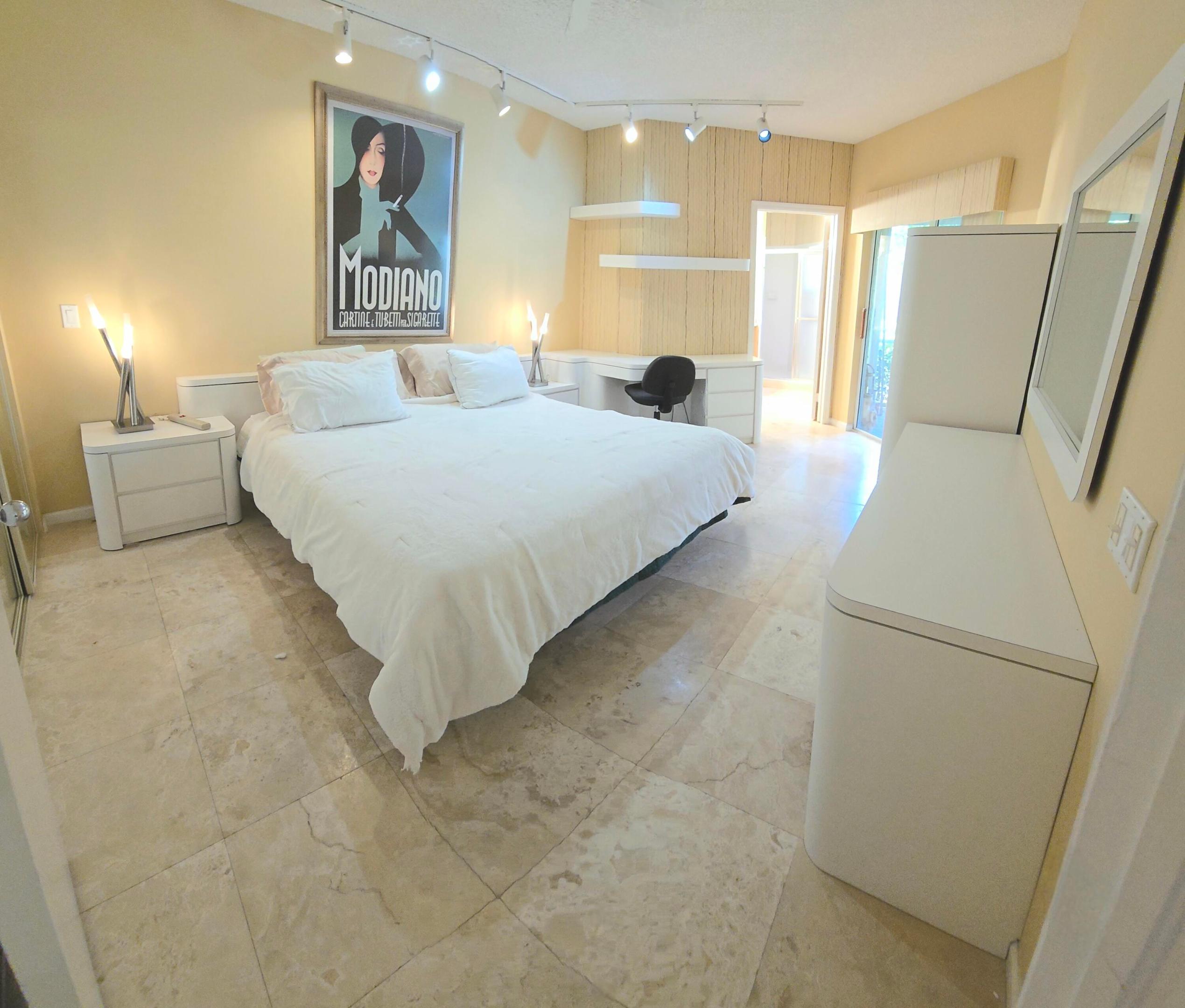 PLUM AT BOCA POINTE CONDOS ONE THRU 15 FILED IN OR - Residential Lease