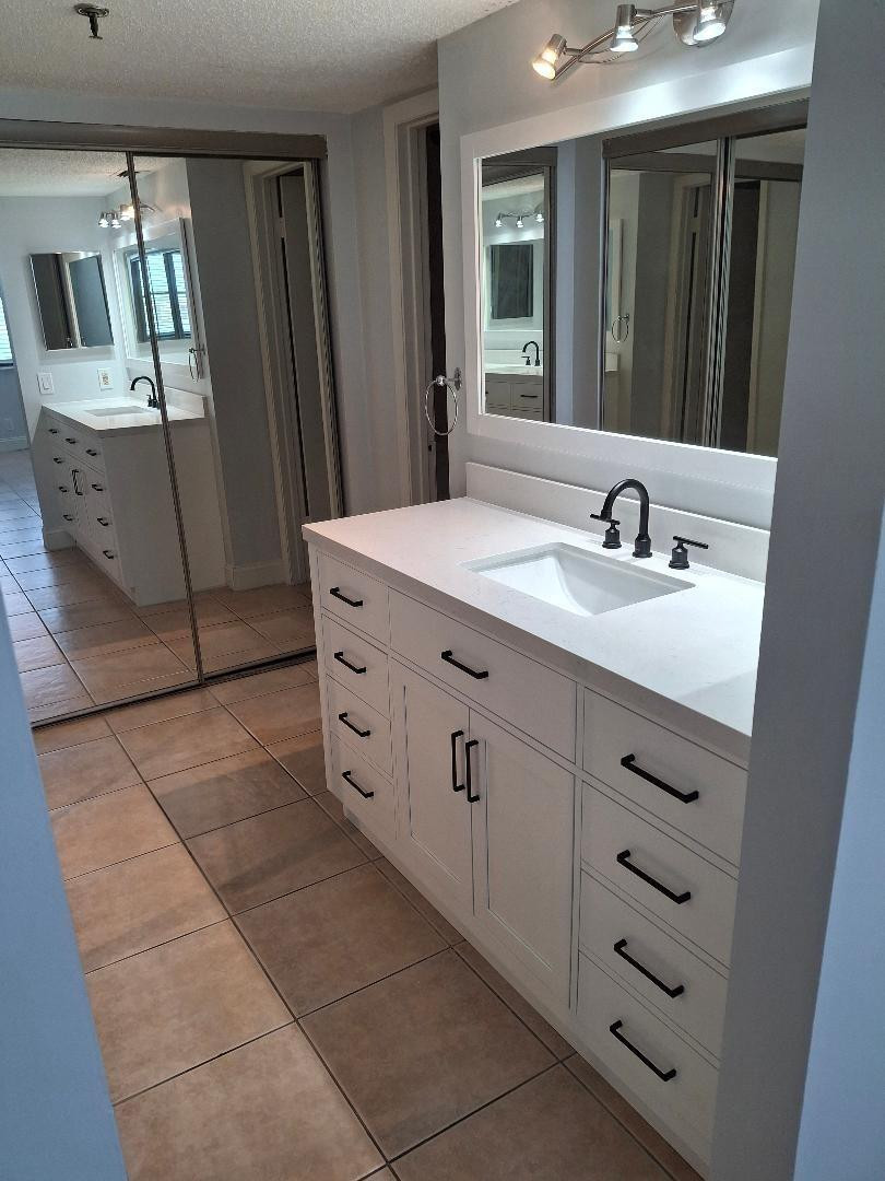 LAKE EMERALD CONDOMINIUM NO - Residential Lease