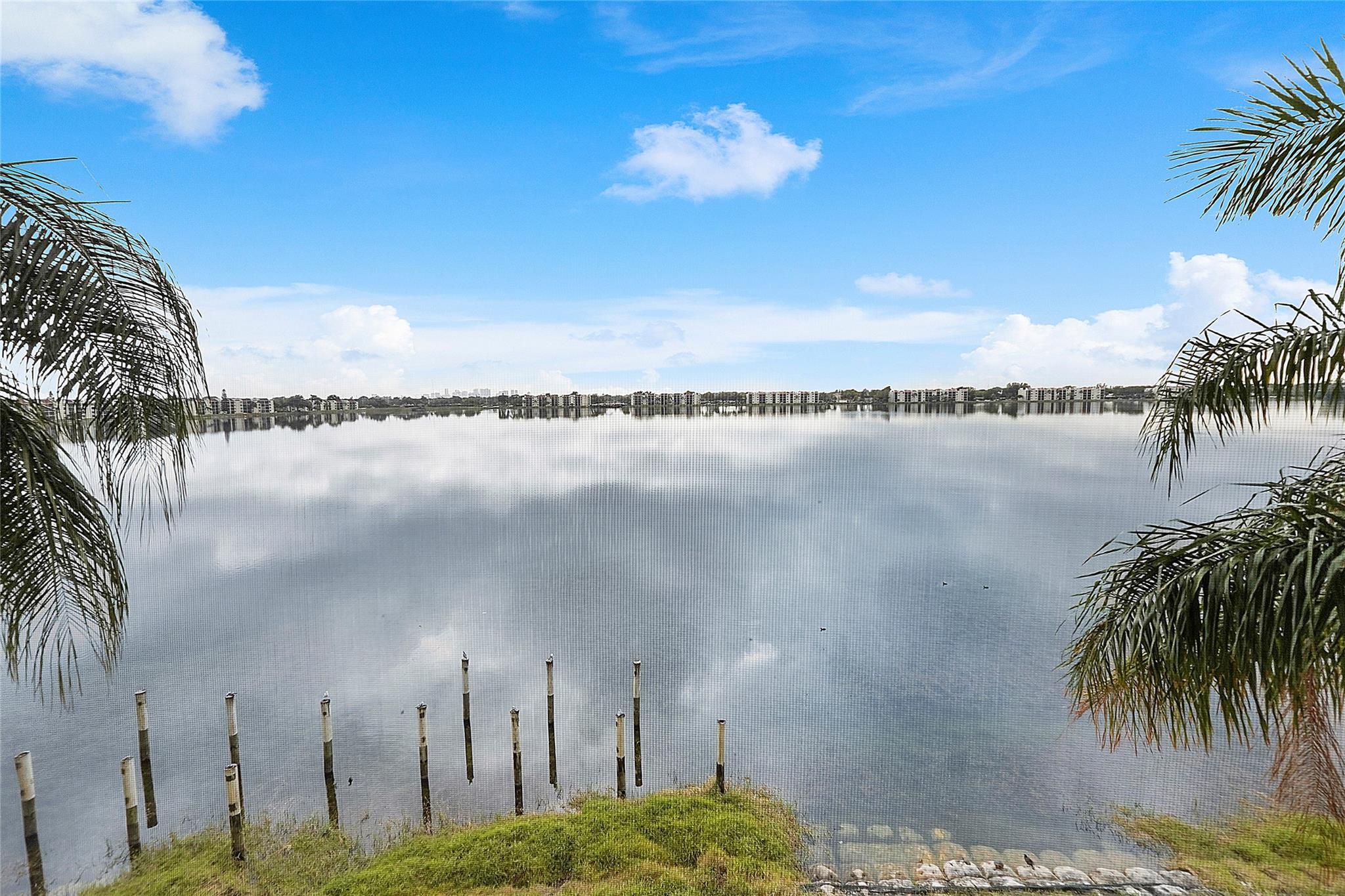 LAKE EMERALD CONDOMINIUM NO - Residential Lease