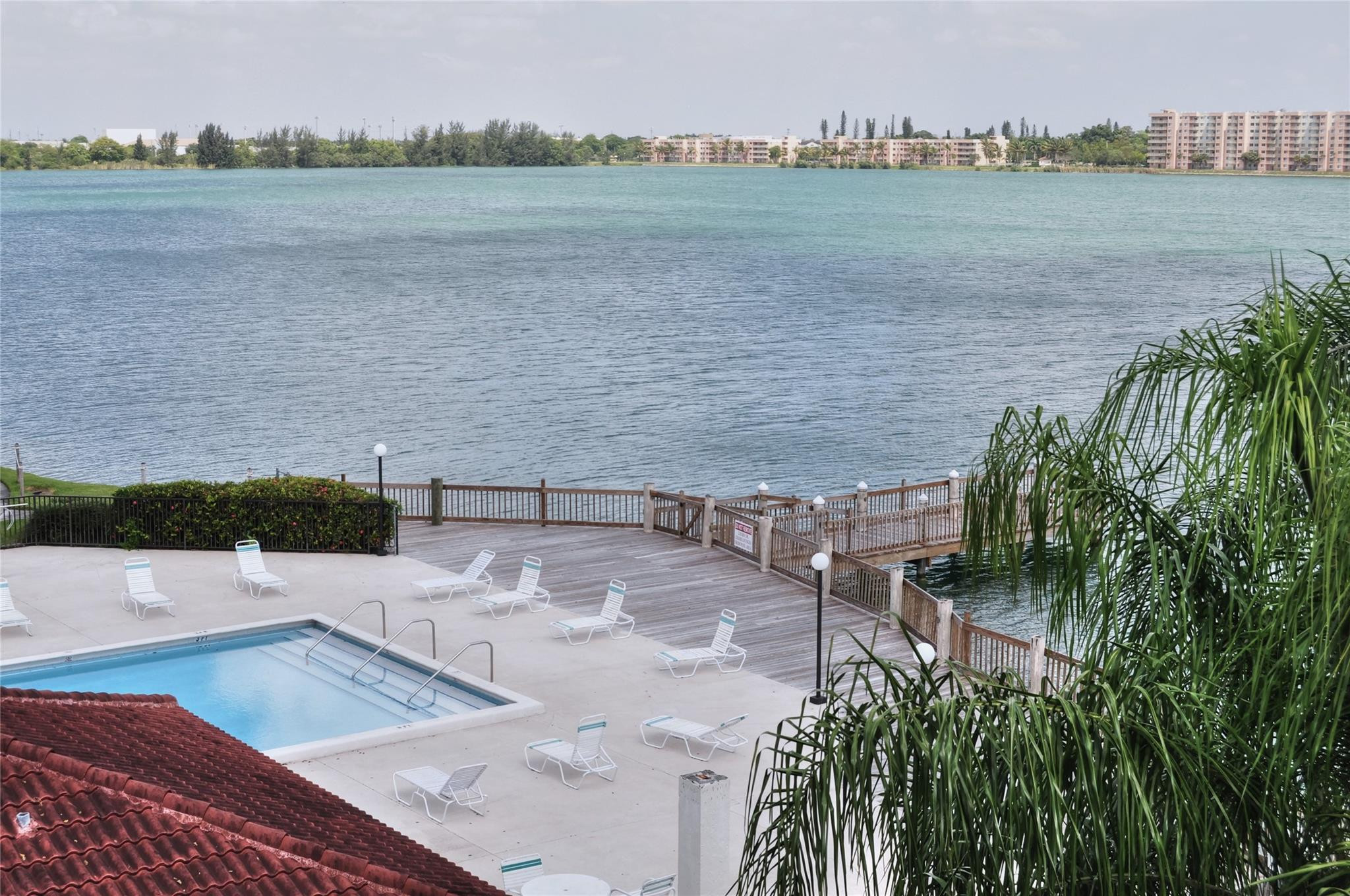 LAKE EMERALD CONDOMINIUM NO - Residential Lease