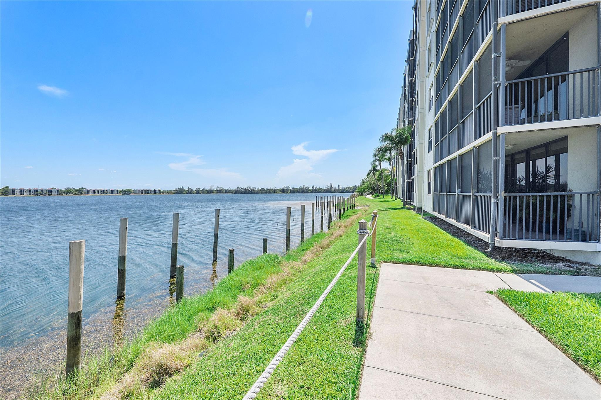 LAKE EMERALD CONDOMINIUM NO - Residential Lease