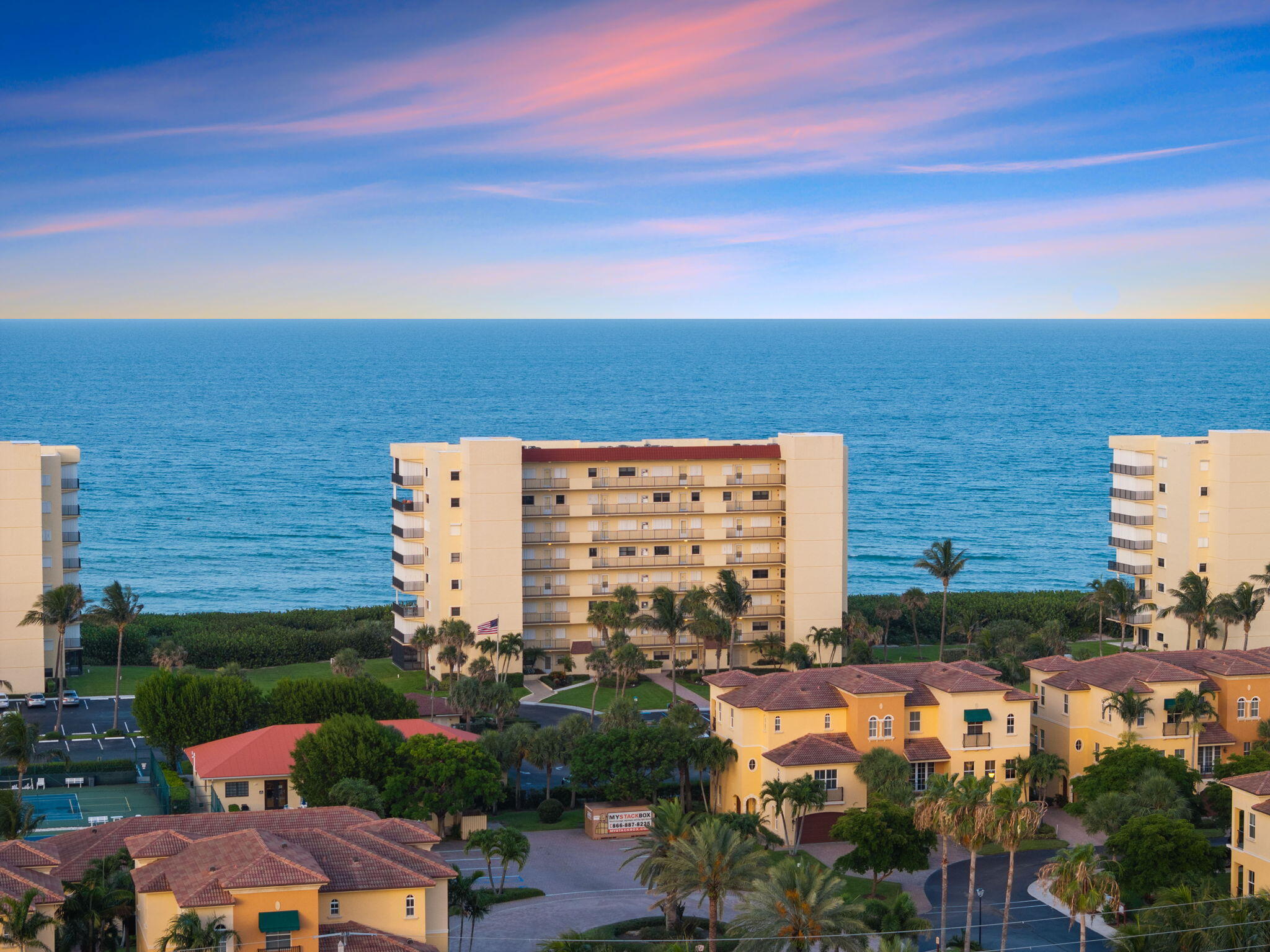SAND DOLLAR VILLAS CONDOMINIUM C - Residential