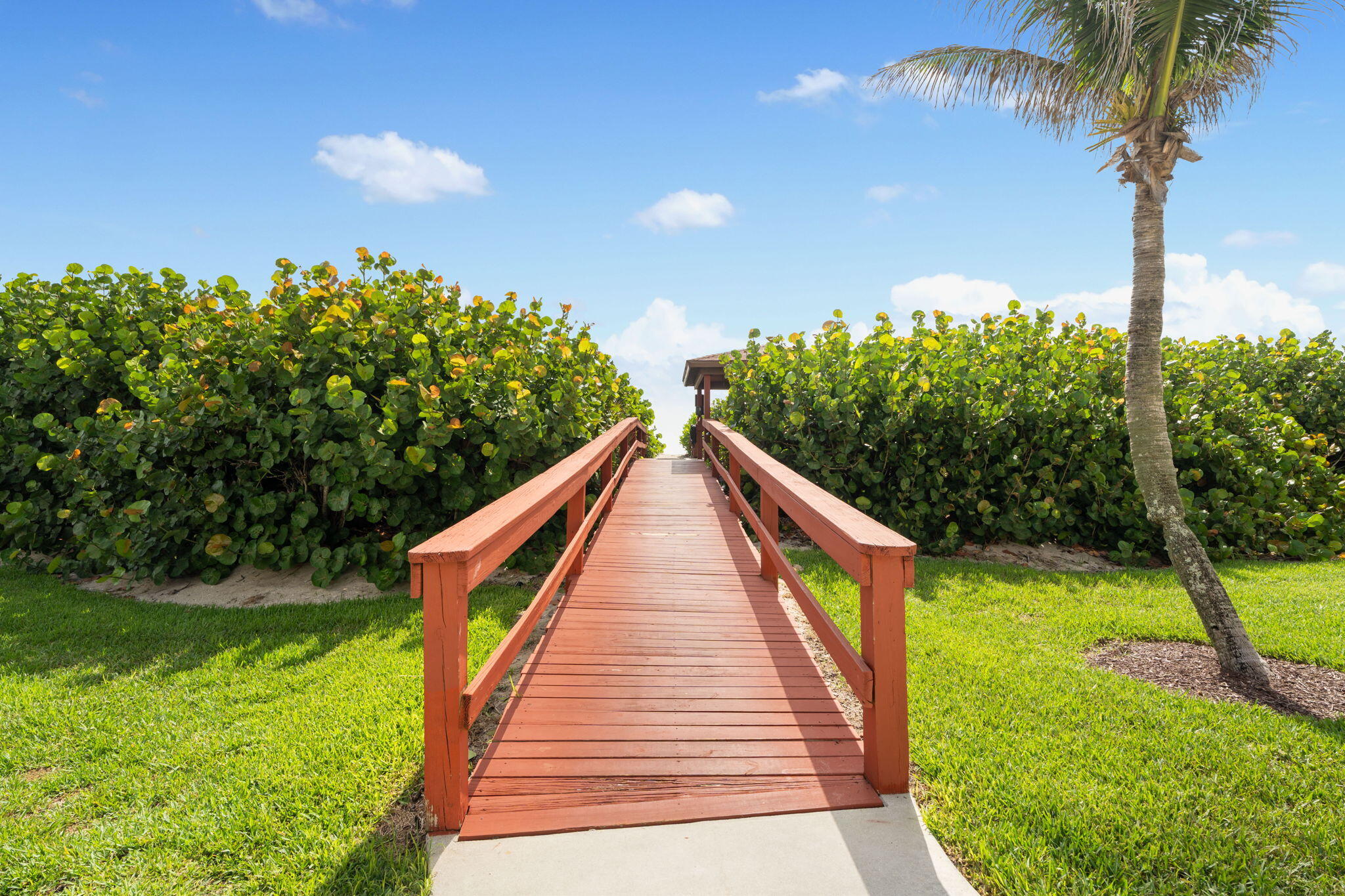 SAND DOLLAR VILLAS CONDOMINIUM C - Residential