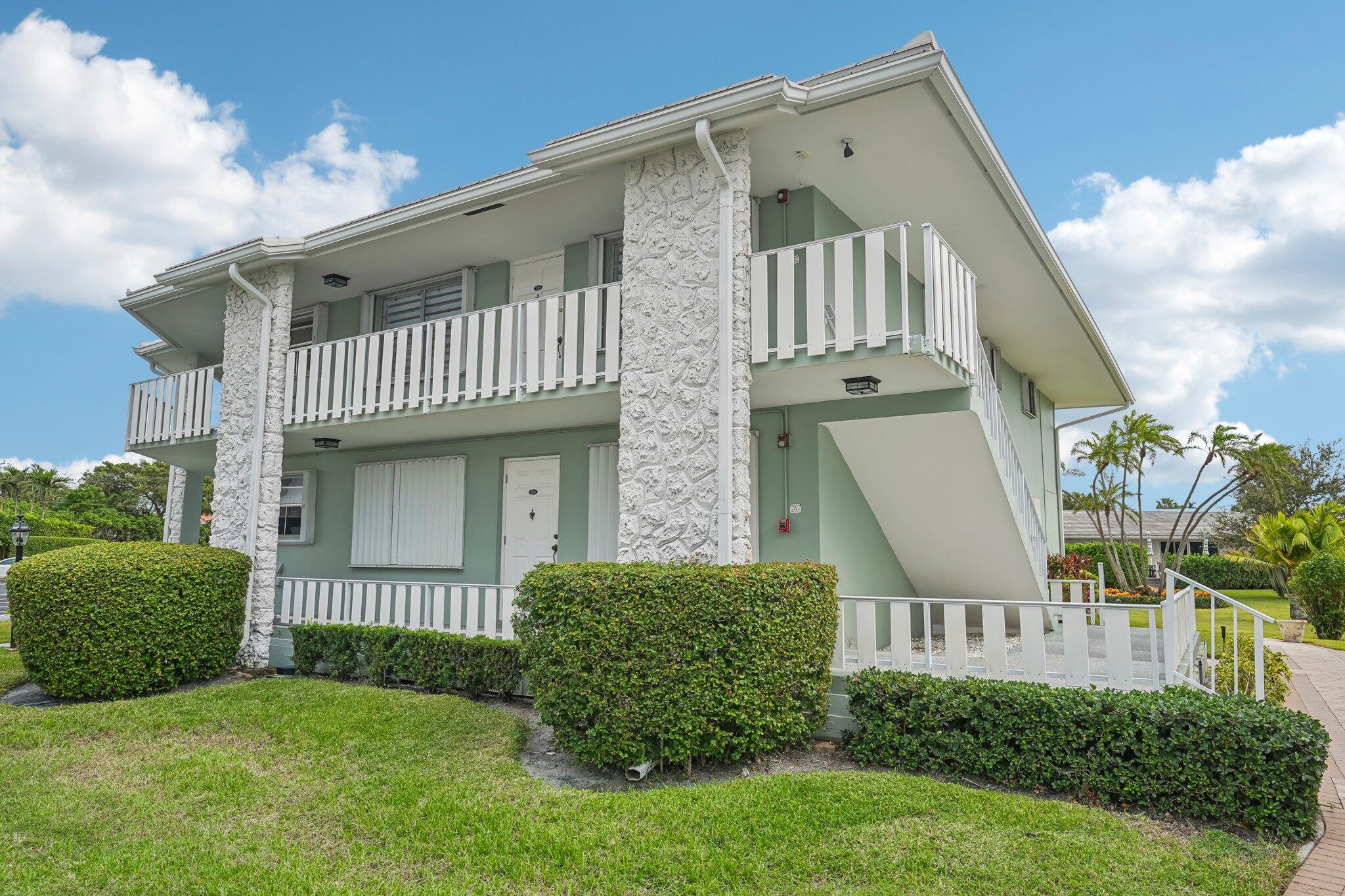 QUEENS COVE HOUSE CONDO - Residential