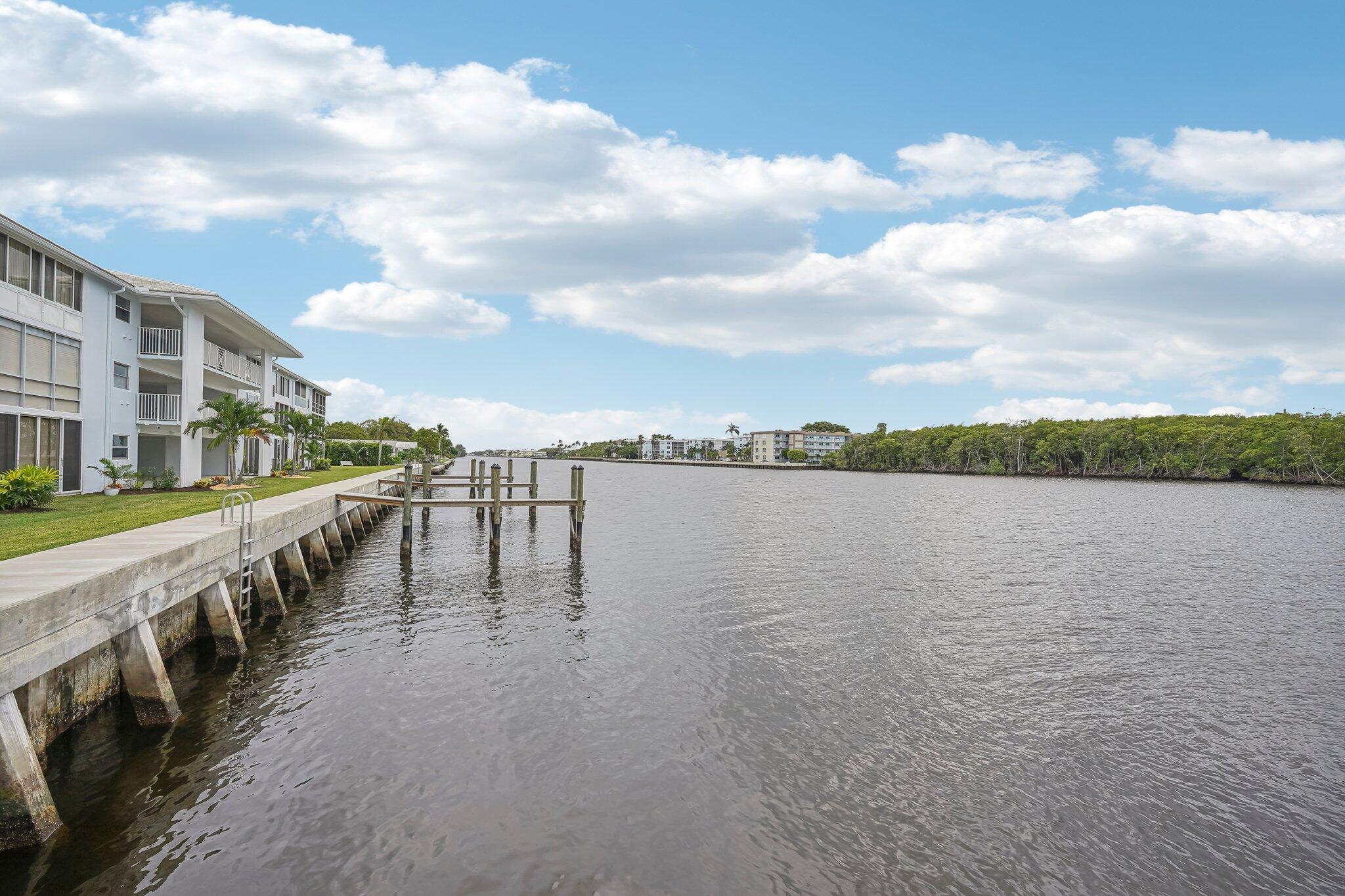 QUEENS COVE HOUSE CONDO - Residential