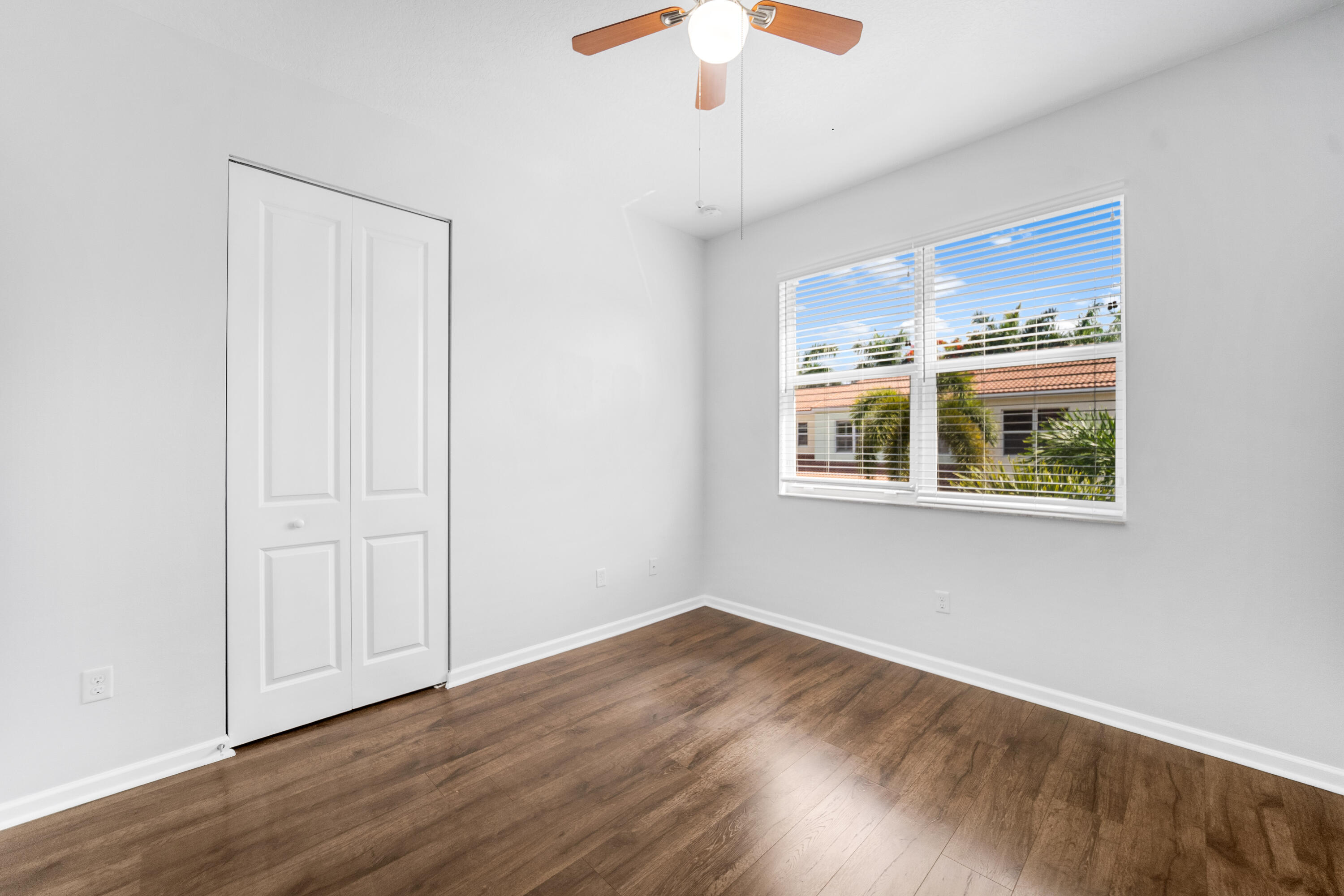 BLUE LAKE TOWNHOMES - Residential