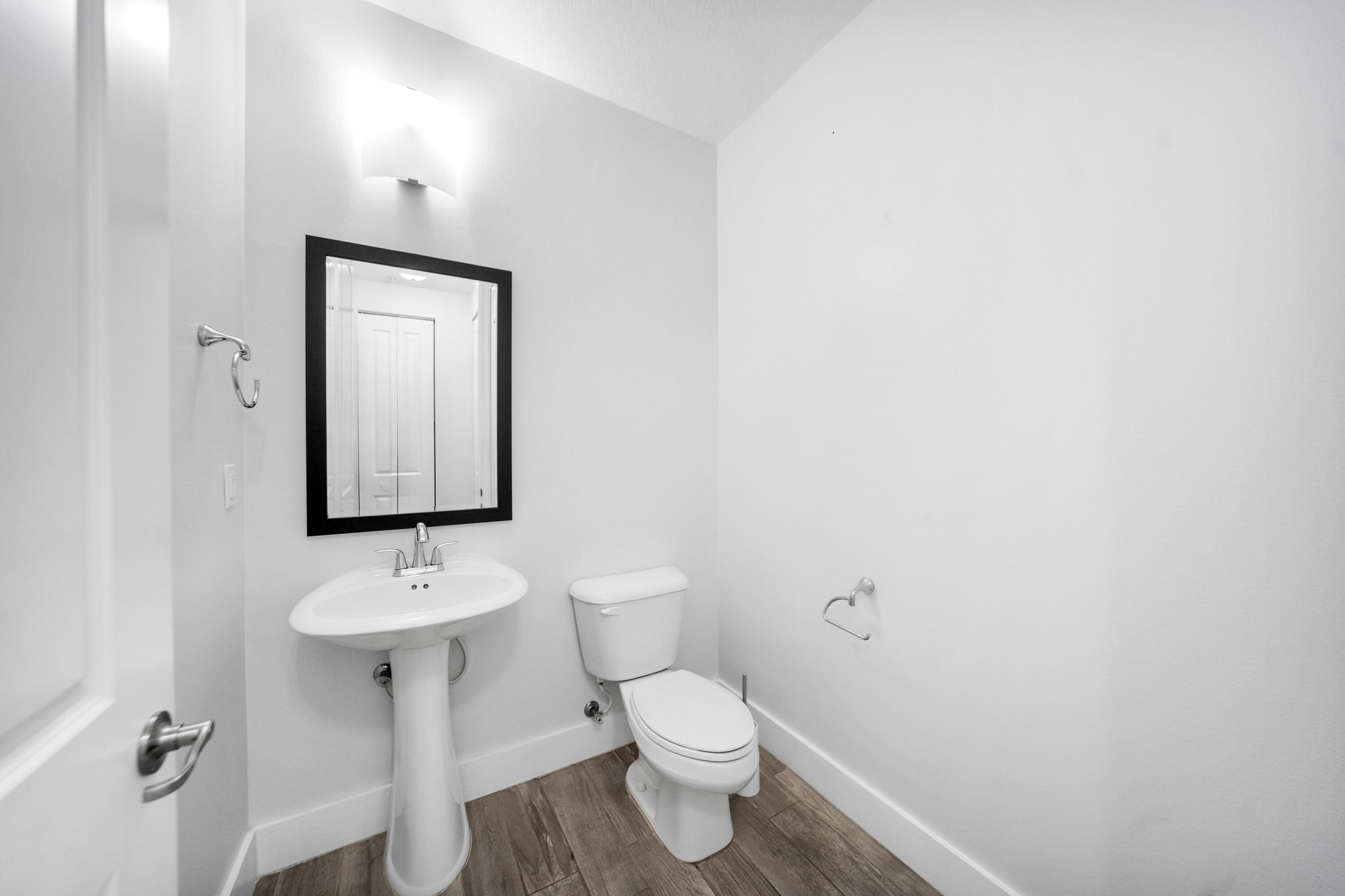 BLUE LAKE TOWNHOMES - Residential