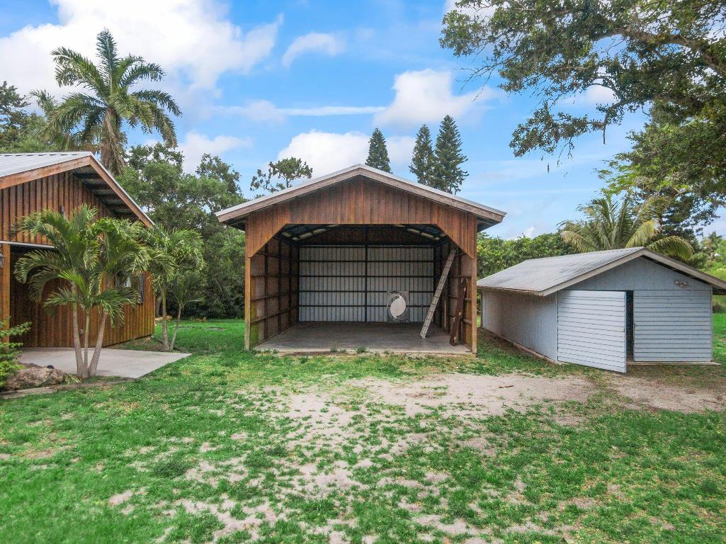 SW Stuart ACREAGE - Residential